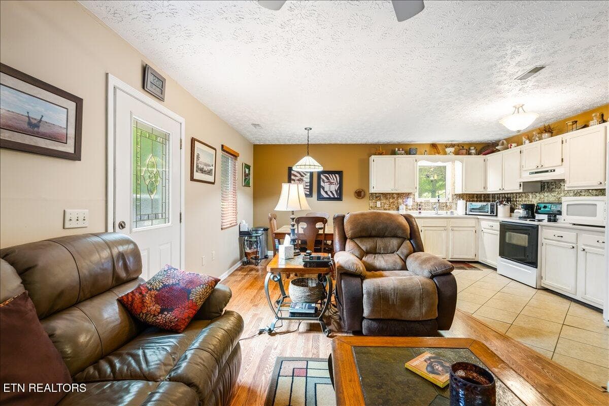 17-274 Pearl Rd - 274 Pearl Rd, LaFollette, TN 37766