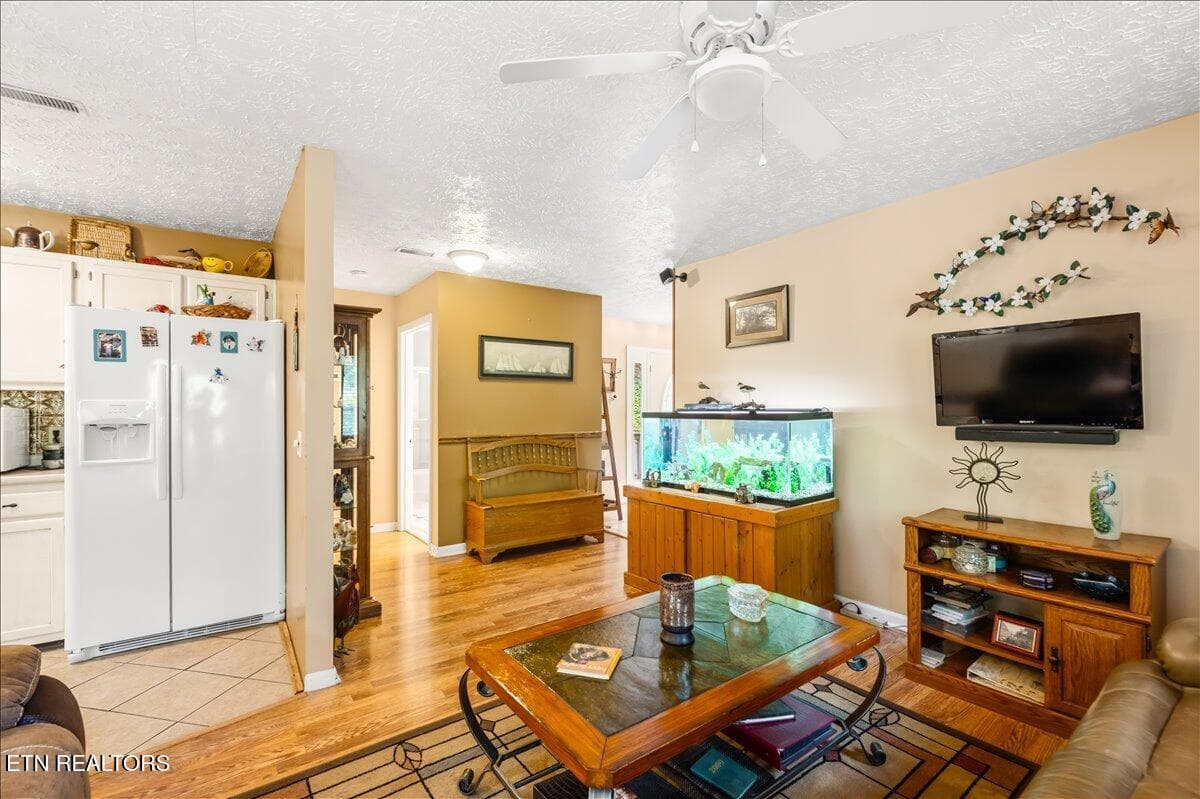 29-274 Pearl Rd - 274 Pearl Rd, LaFollette, TN 37766