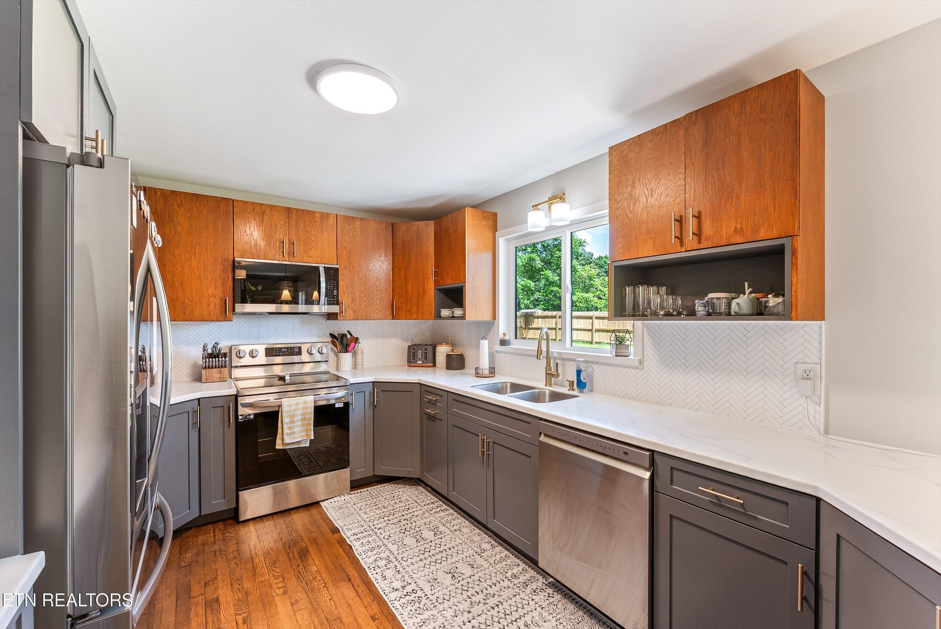 33-Kitchen A2 - 101 Wayne Place, Oak Ridge, TN 37830