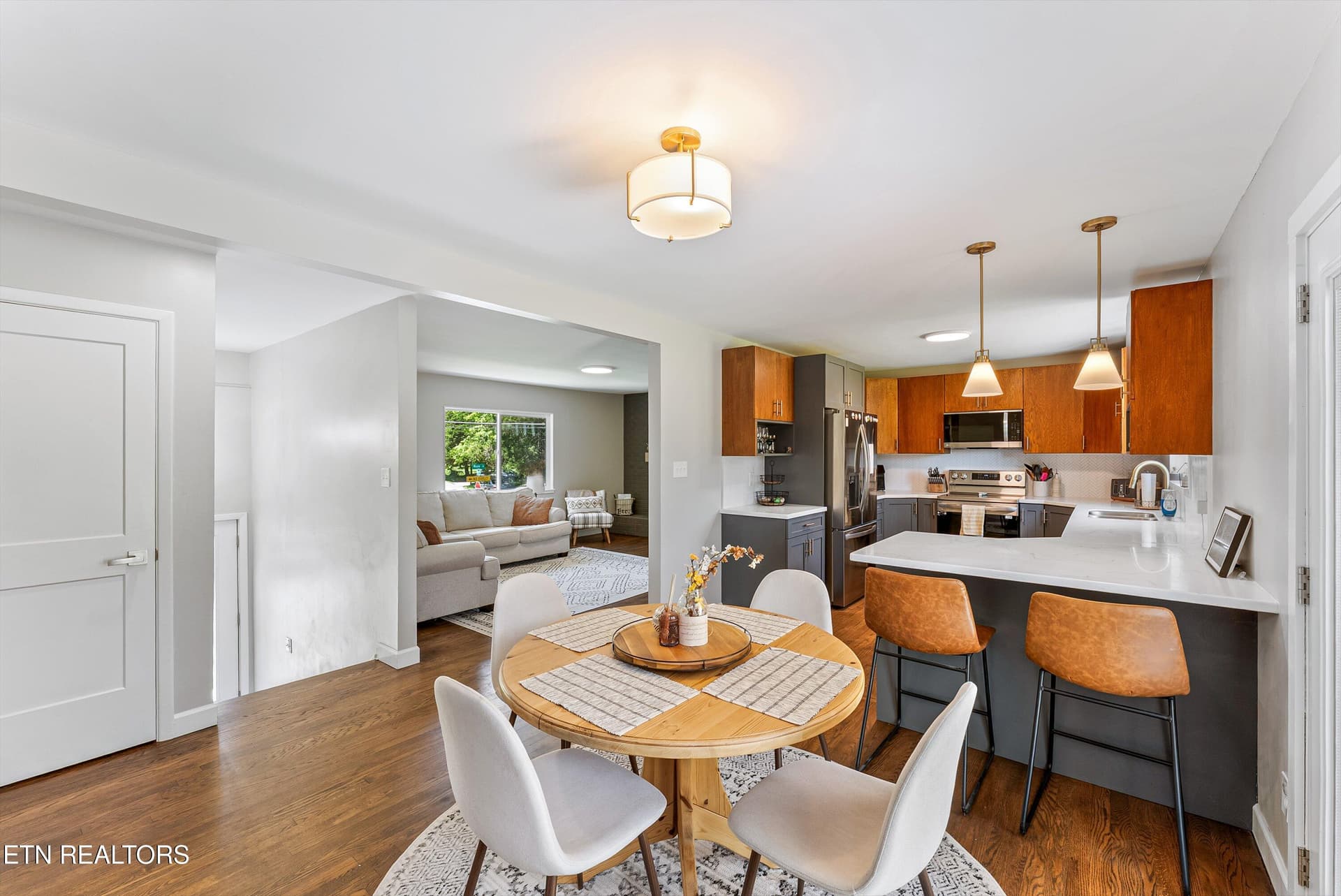 31-Dining A3 - 101 Wayne Place, Oak Ridge, TN 37830