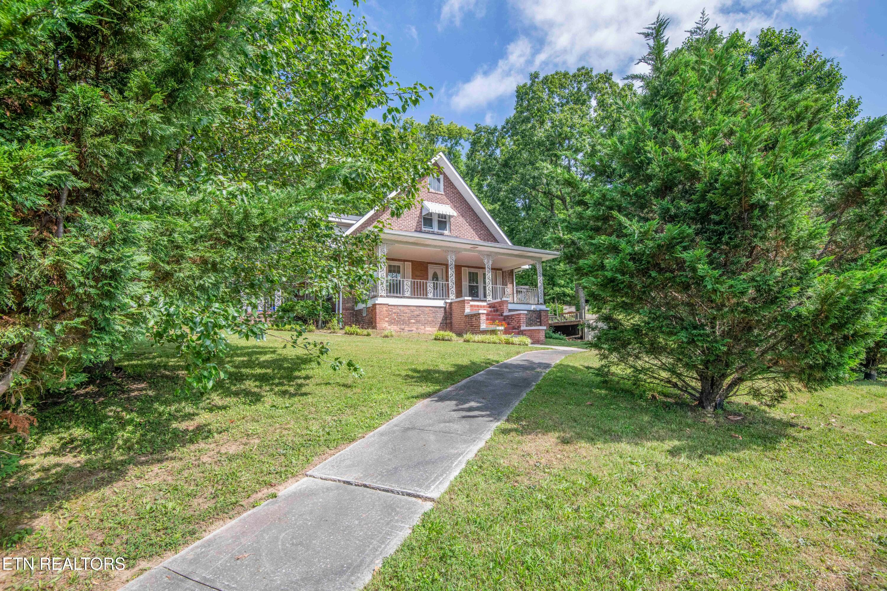 exterior 3_1 - 17761 Alberta St, Oneida, TN 37841