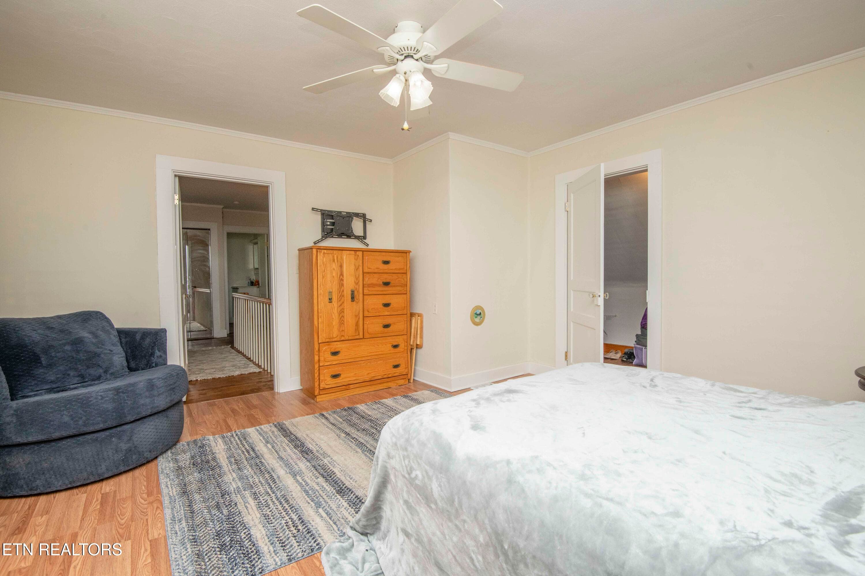 bed 1_1 - 17761 Alberta St, Oneida, TN 37841