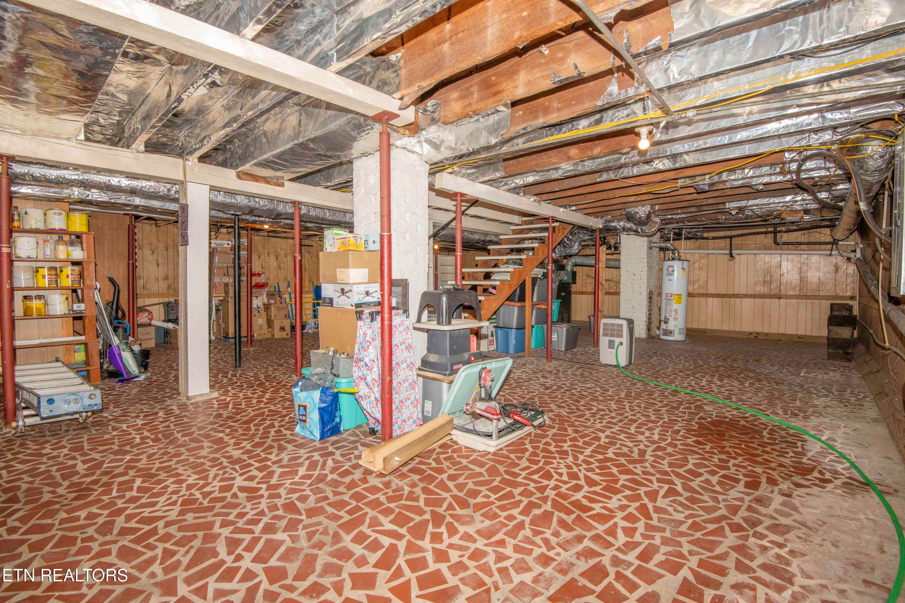 basement 1_1 - 17761 Alberta St, Oneida, TN 37841