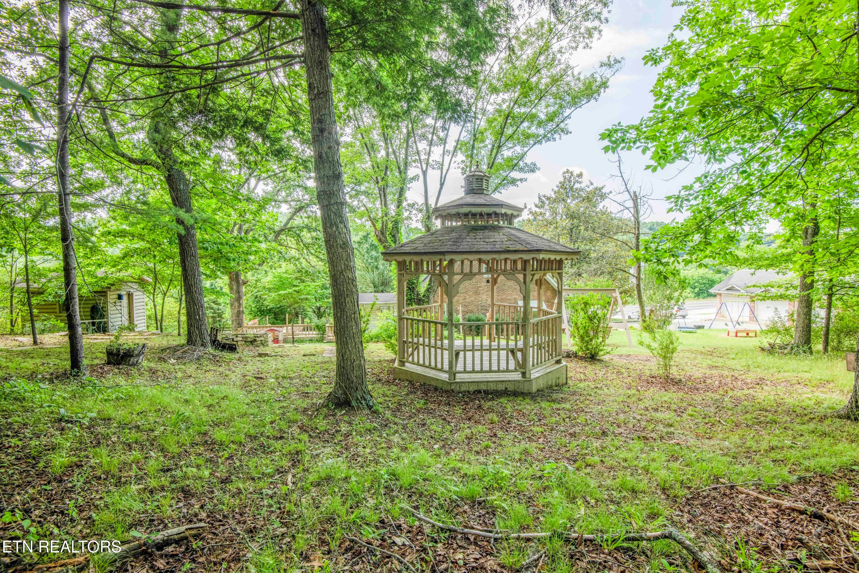 yard 5_1 - 17761 Alberta St, Oneida, TN 37841
