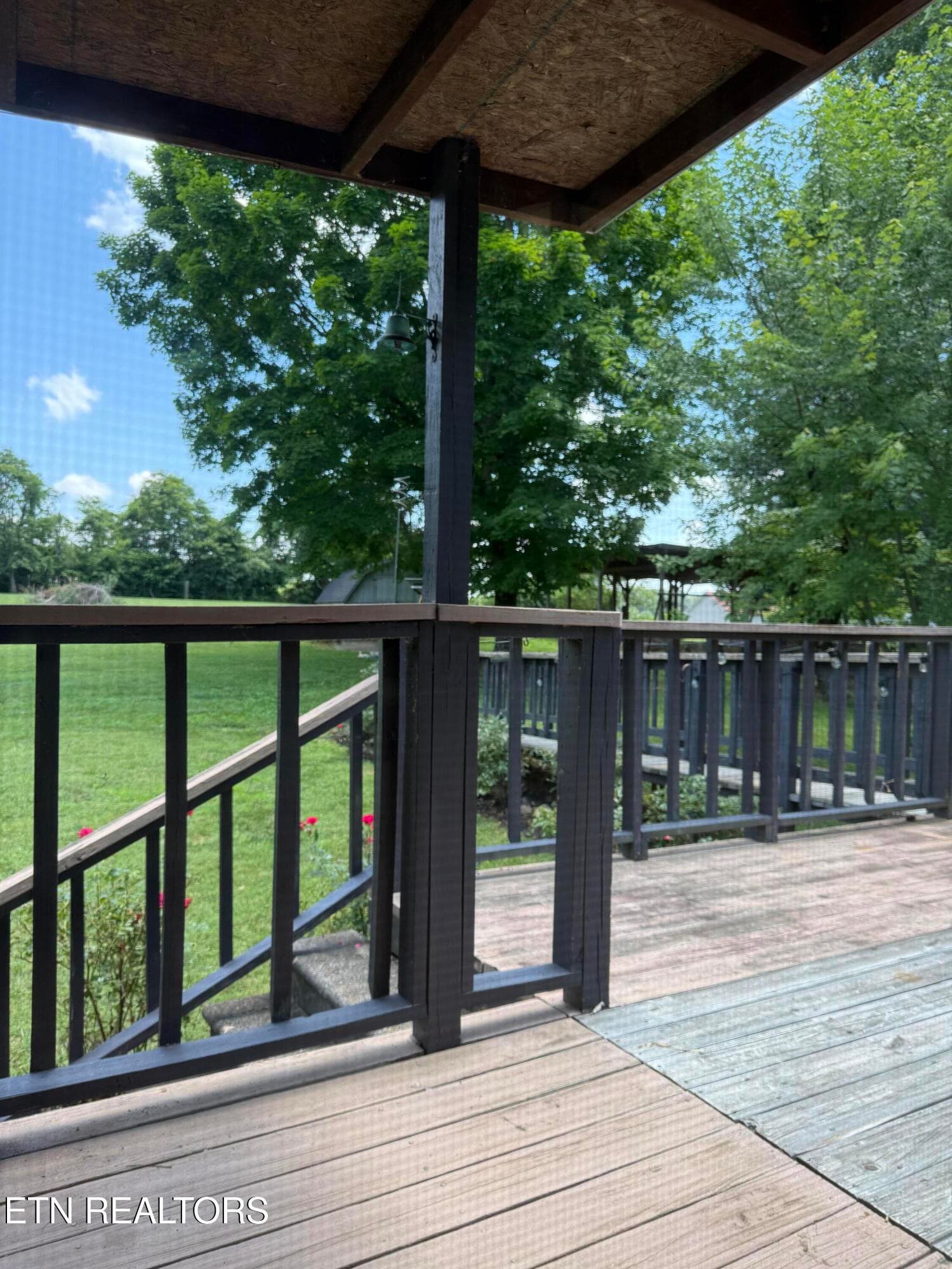 IMG_5400 (1) - 4544 N Wildwood Rd, Maryville, TN 37804