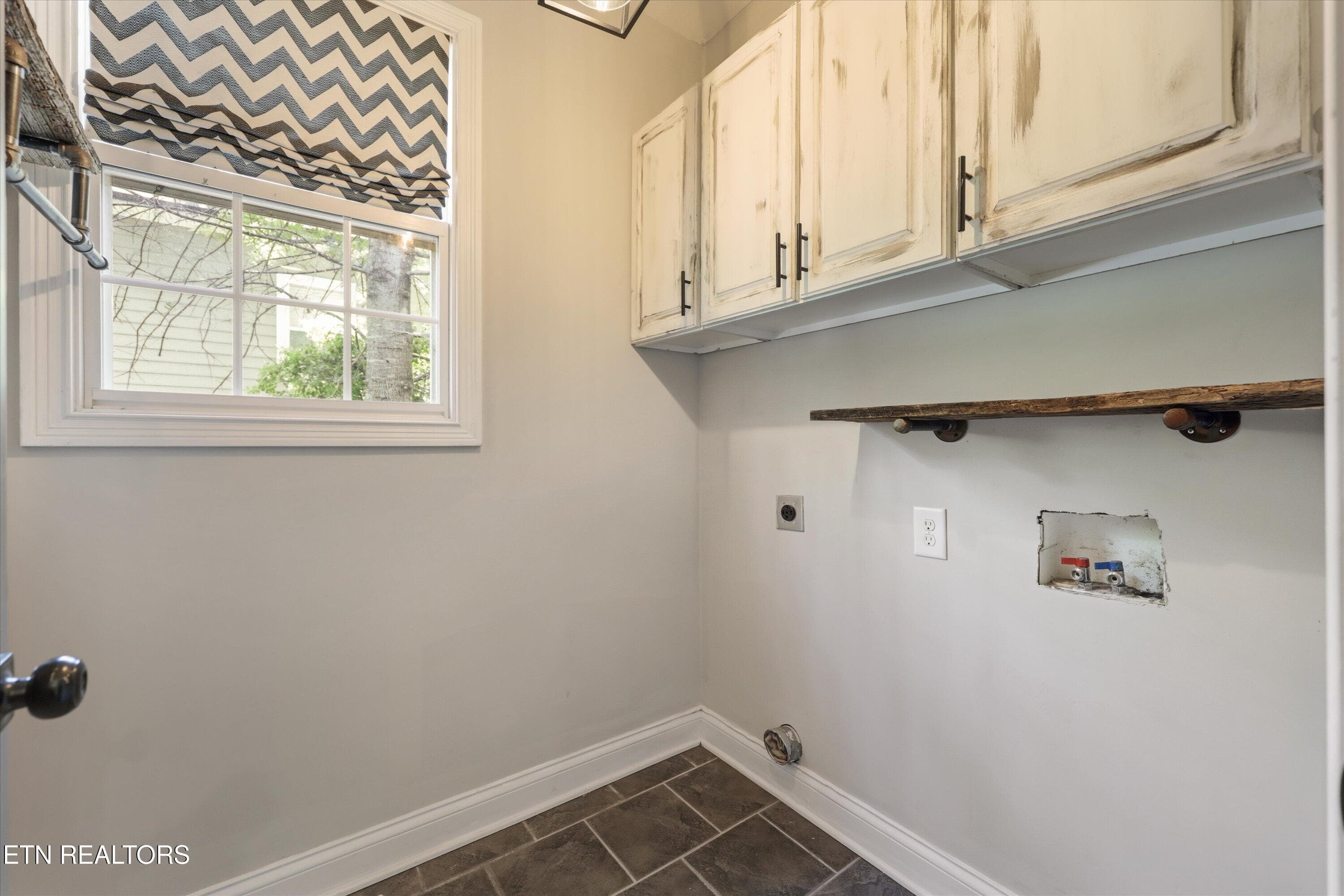 21-10315 Ivy Hollow Dr22 - 10315 Ivy Hollow Drive, Knoxville, TN 37931, Knoxville