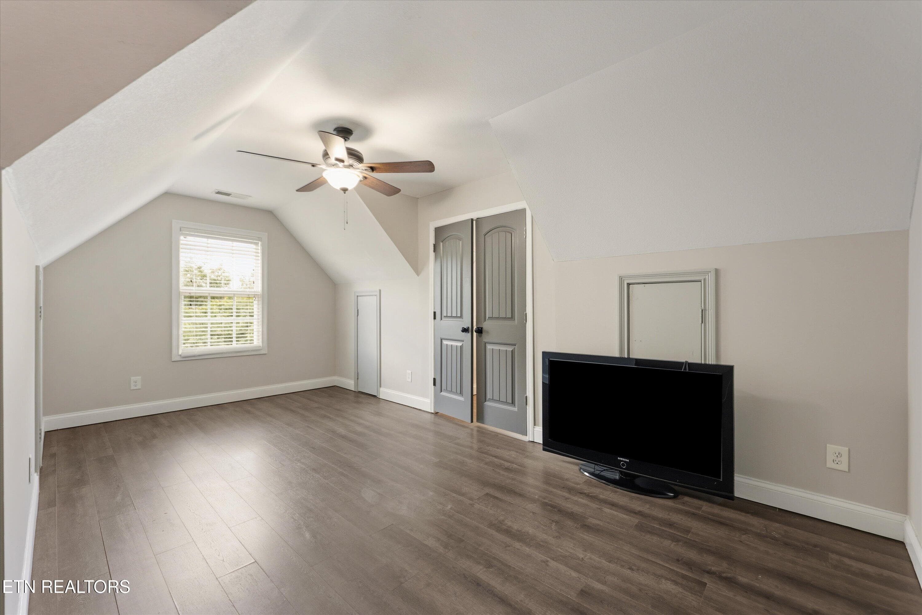 26-10315 Ivy Hollow Dr27 - 10315 Ivy Hollow Drive, Knoxville, TN 37931, Knoxville