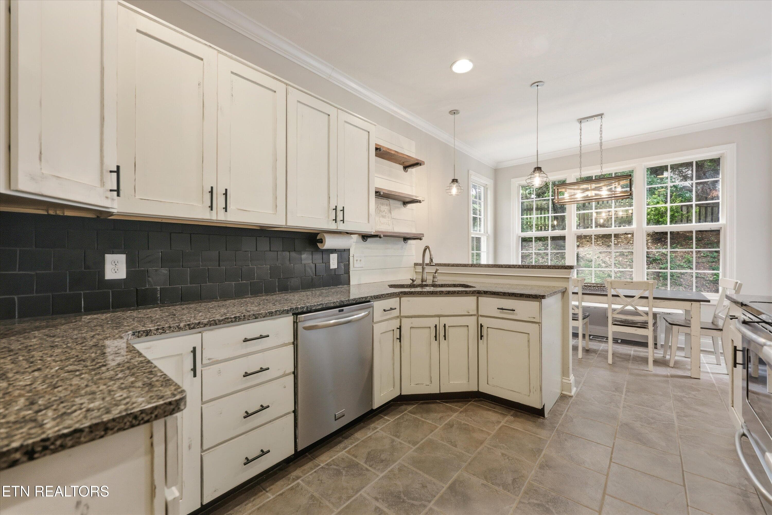 12-10315 Ivy Hollow Dr20 - 10315 Ivy Hollow Drive, Knoxville, TN 37931, Knoxville
