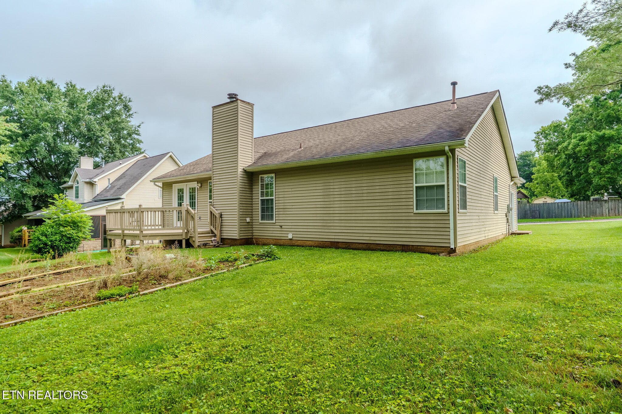 27-web-or-mls-_DSC1028-HDR - 7213 Emerald Heath Rd, Powell, TN 37849