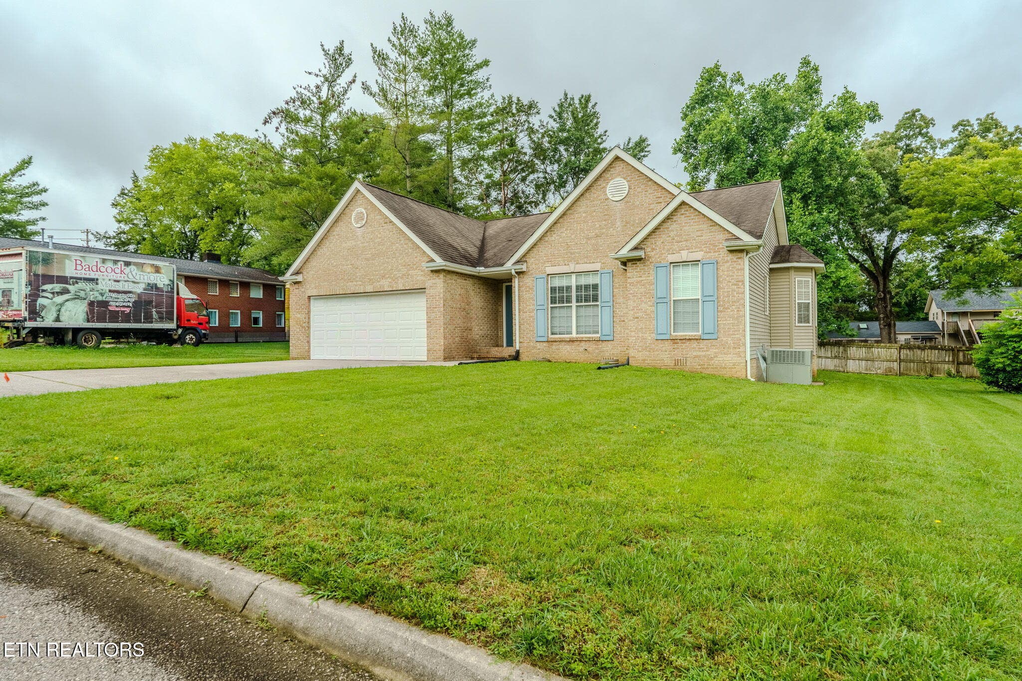 30-web-or-mls-_DSC1043-HDR - 7213 Emerald Heath Rd, Powell, TN 37849