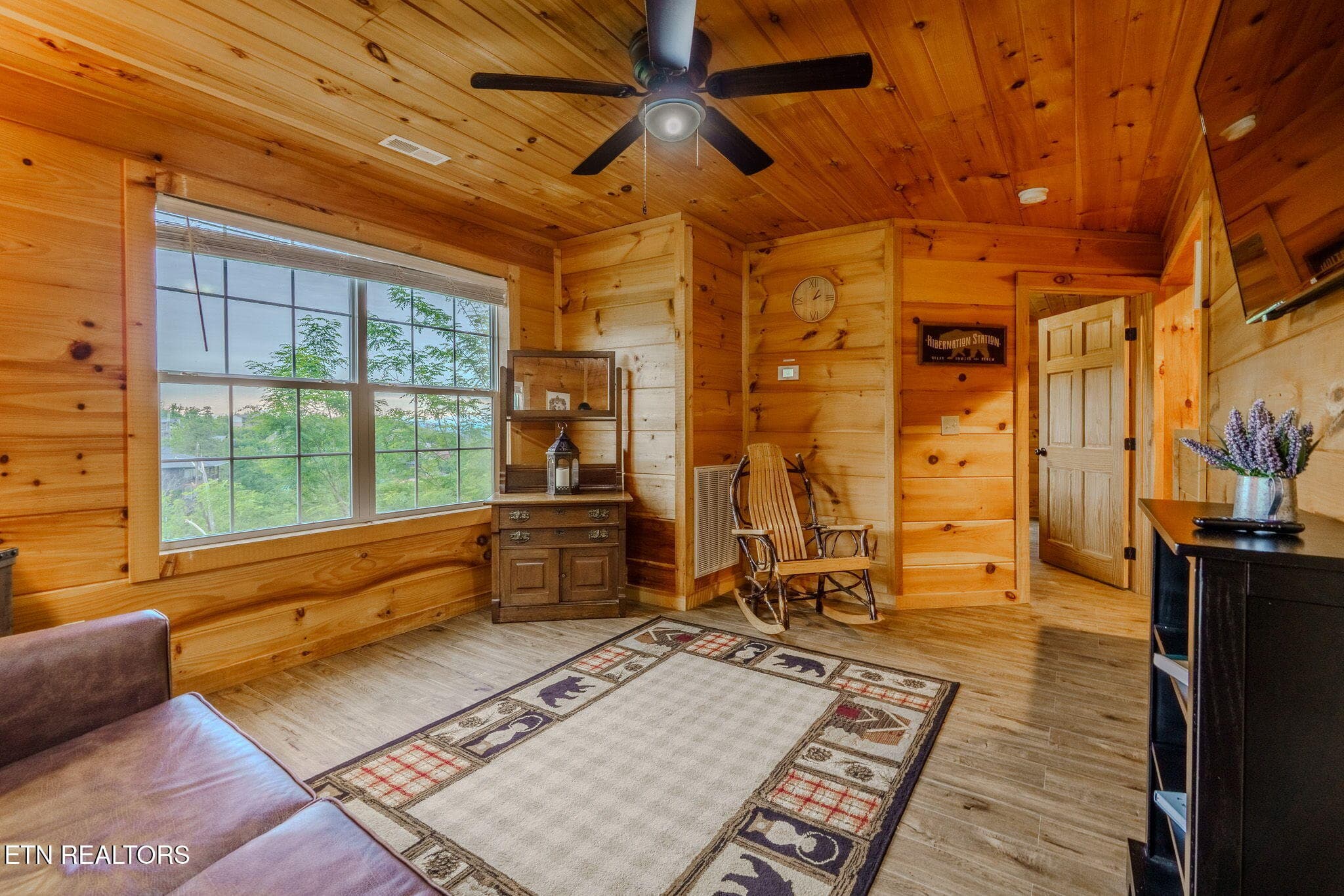 625 Pinecrest (16) - 625 Pinecrest Drive, Gatlinburg, TN 37738, Gatlinburg