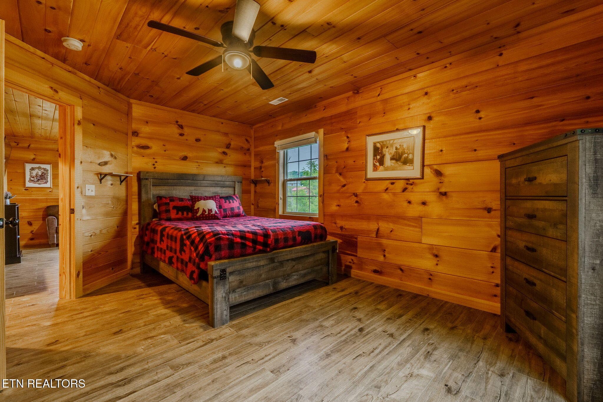 625 Pinecrest Drive - 625 Pinecrest Drive, Gatlinburg, TN 37738, Gatlinburg