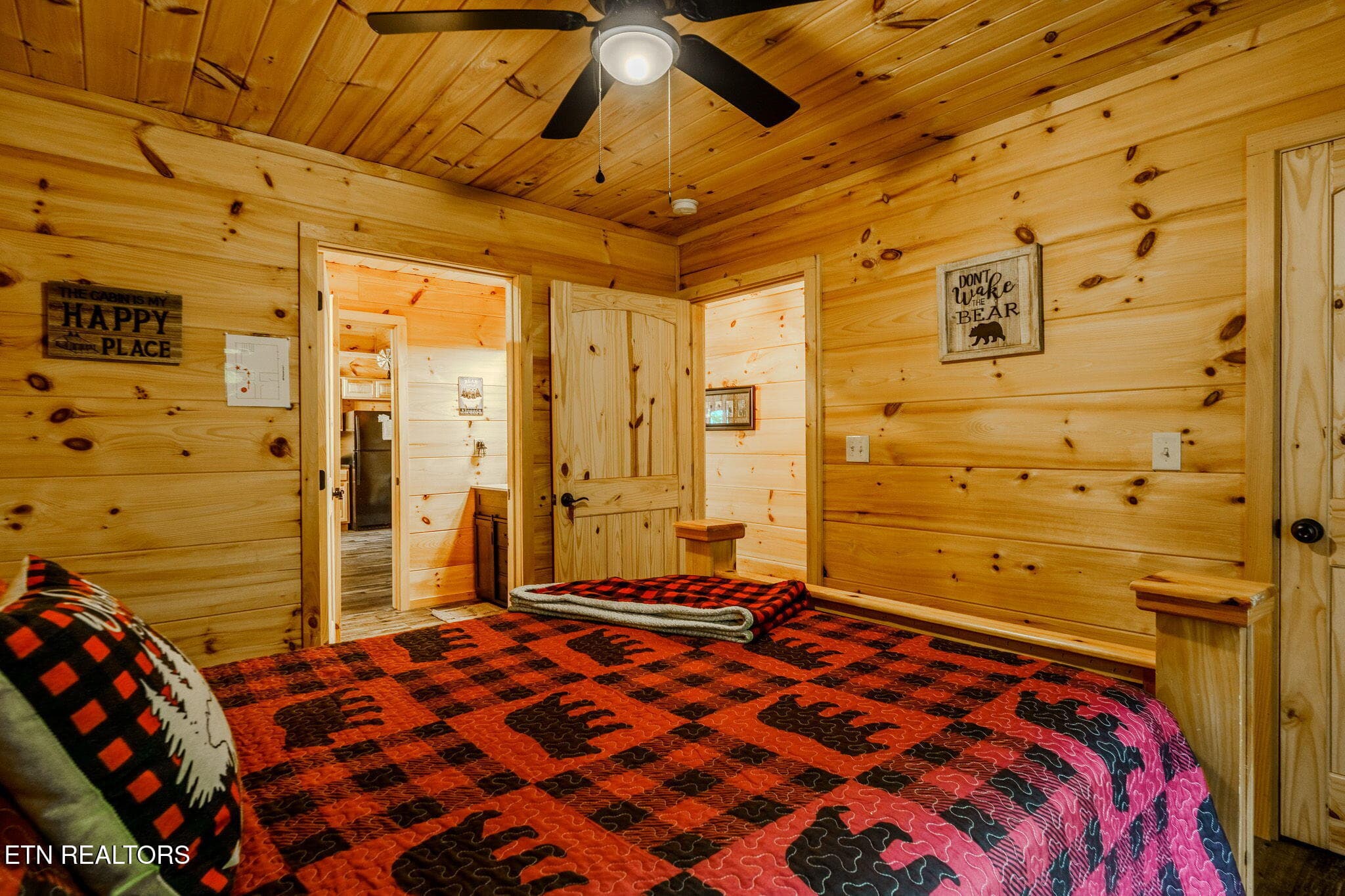 628 Pinecrest (2) - 628 Pinecrest Drive, Gatlinburg, TN 37738, Gatlinburg