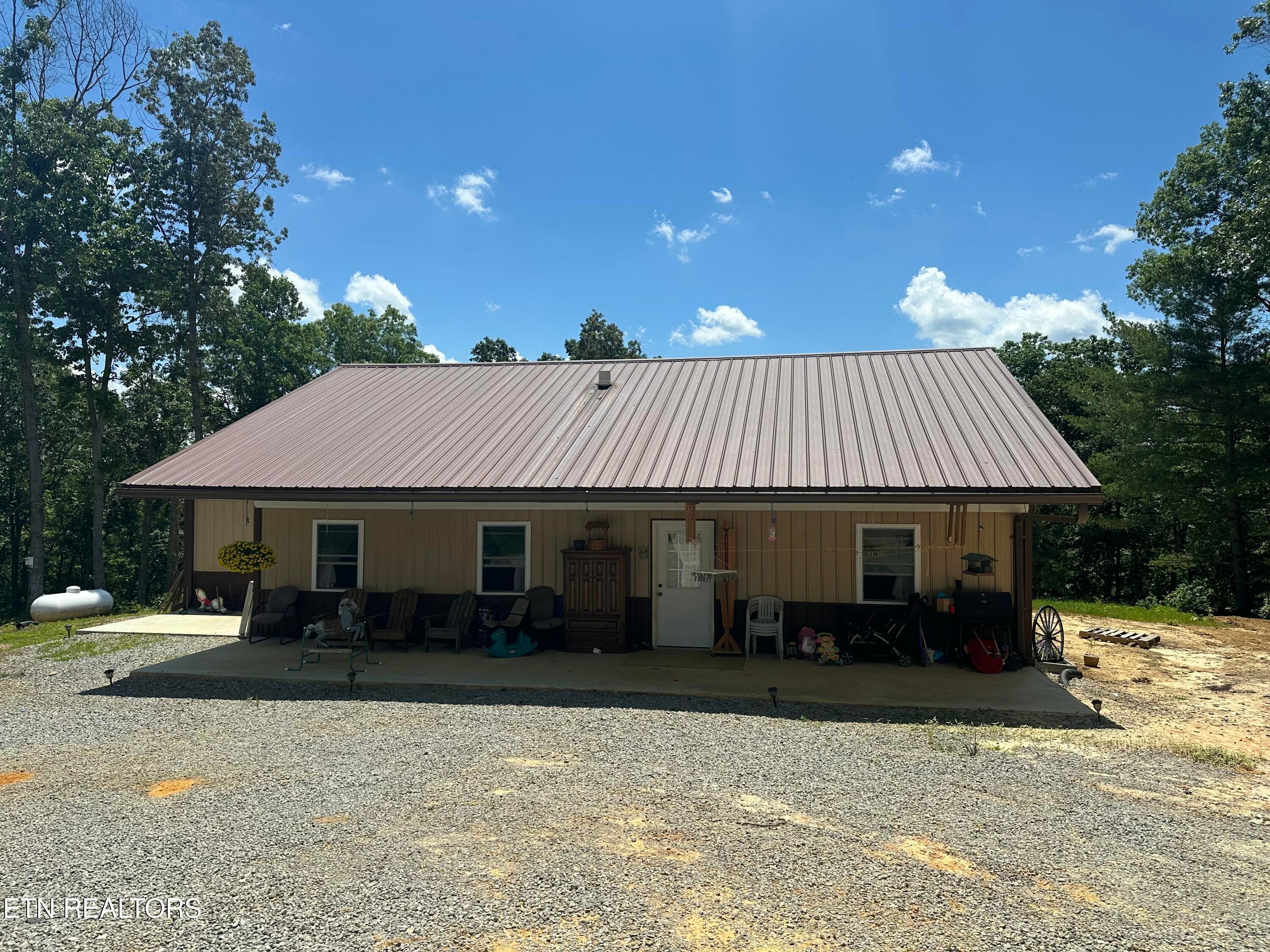 IMG_2096 - 1561 Coon Hollow Rd, Sunbright, TN 37872, Sunbright