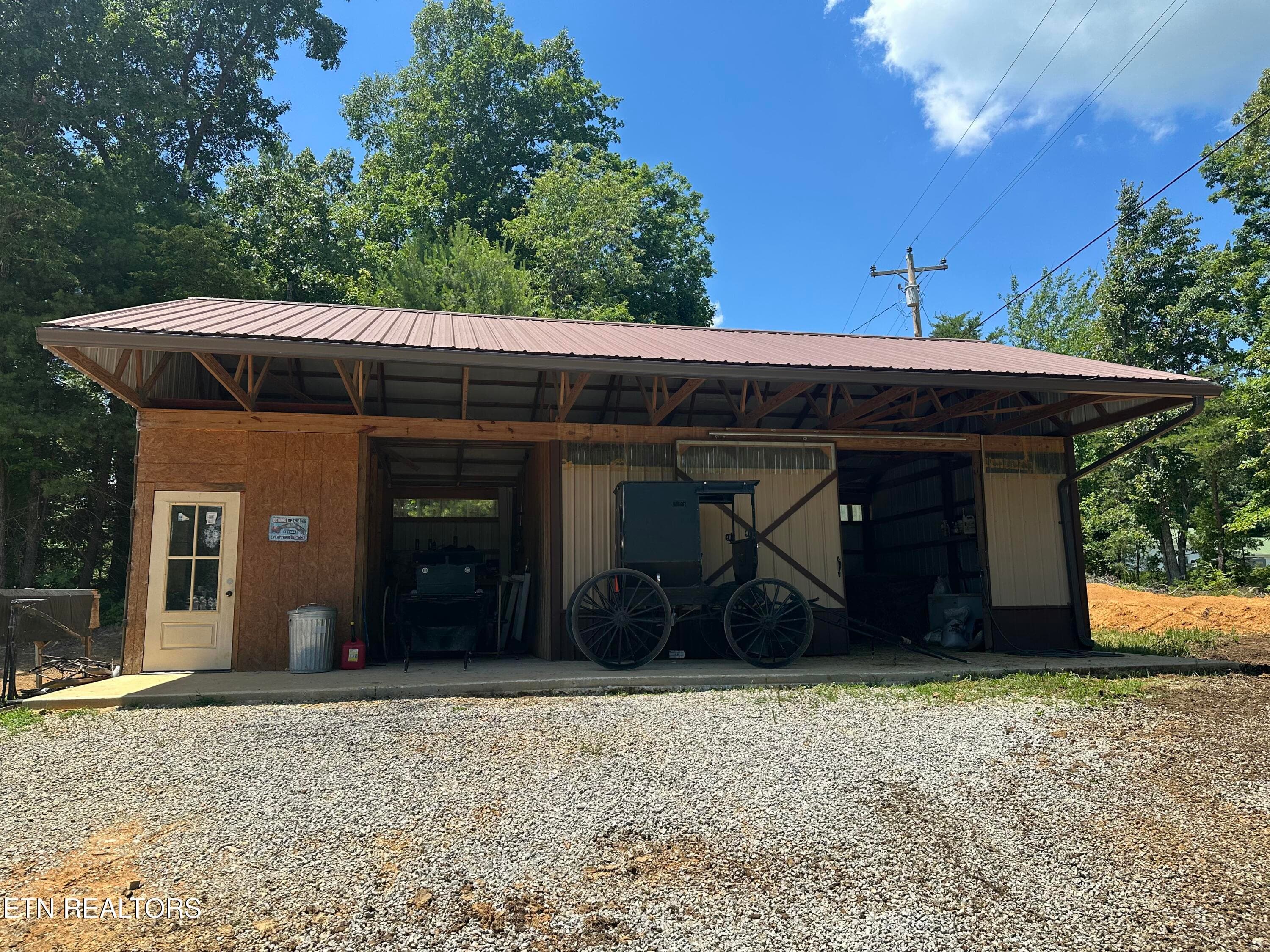 IMG_2100 - 1561 Coon Hollow Rd, Sunbright, TN 37872, Sunbright