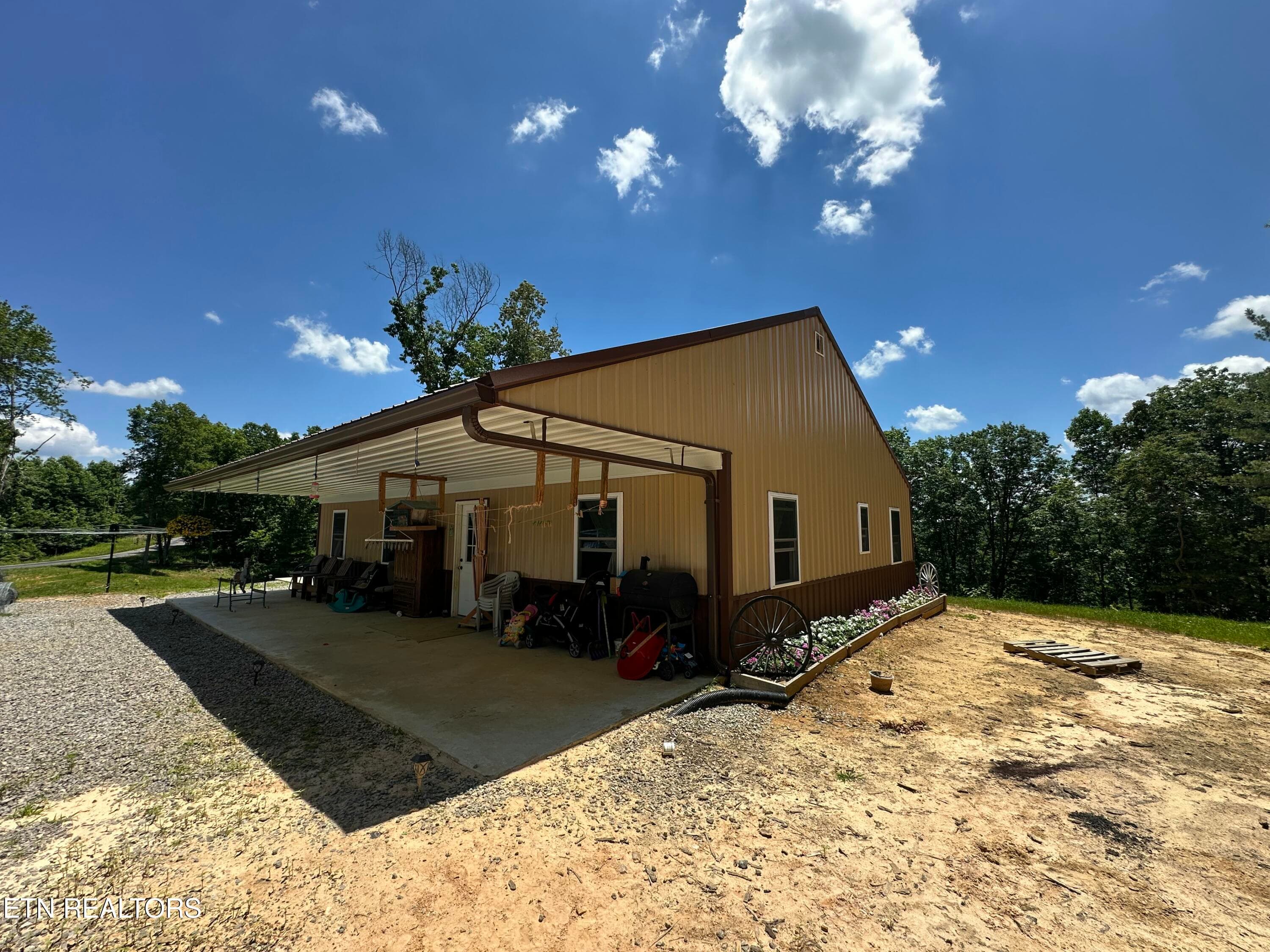IMG_2105 - 1561 Coon Hollow Rd, Sunbright, TN 37872, Sunbright