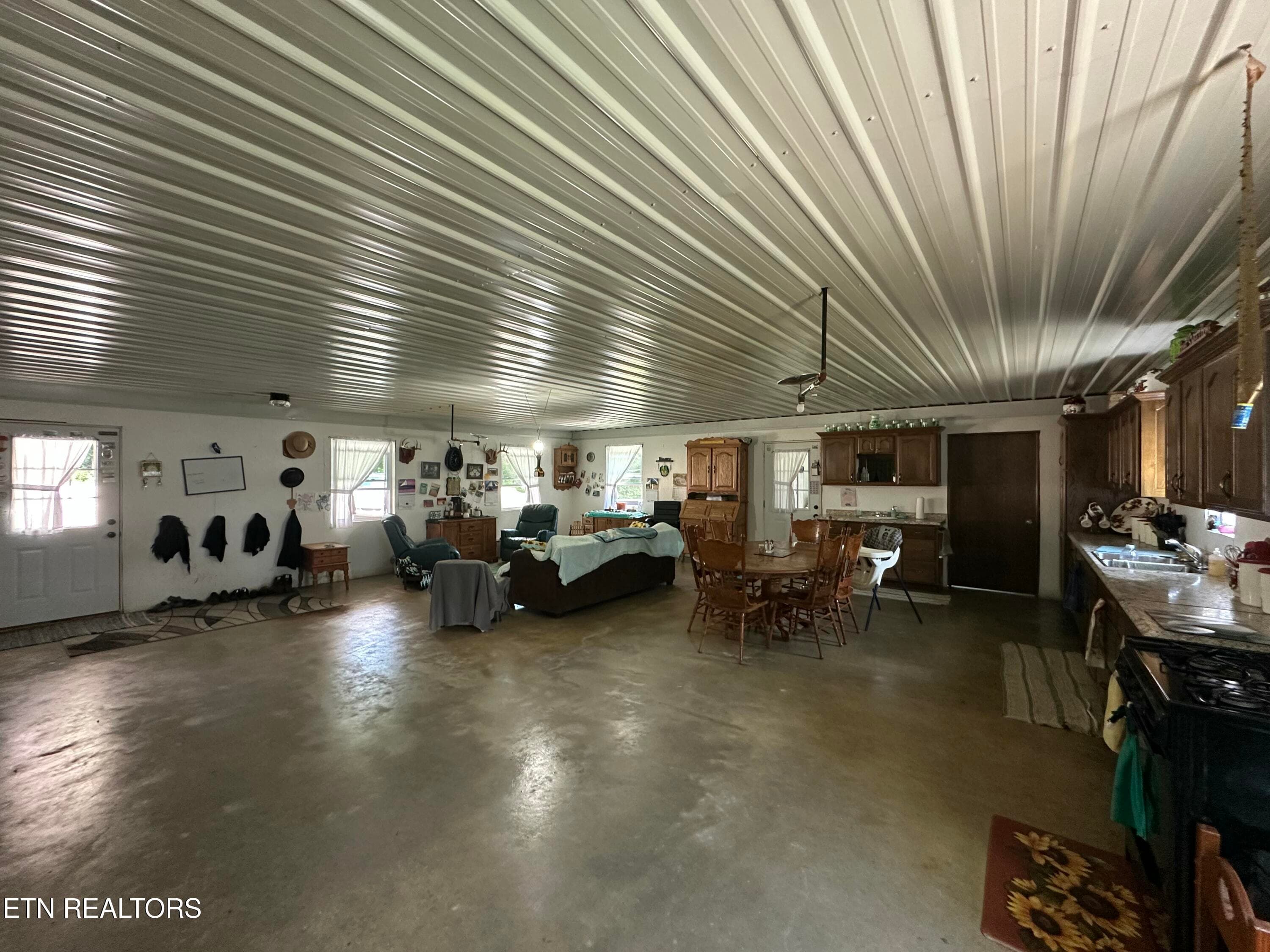 IMG_2135 - 1561 Coon Hollow Rd, Sunbright, TN 37872, Sunbright
