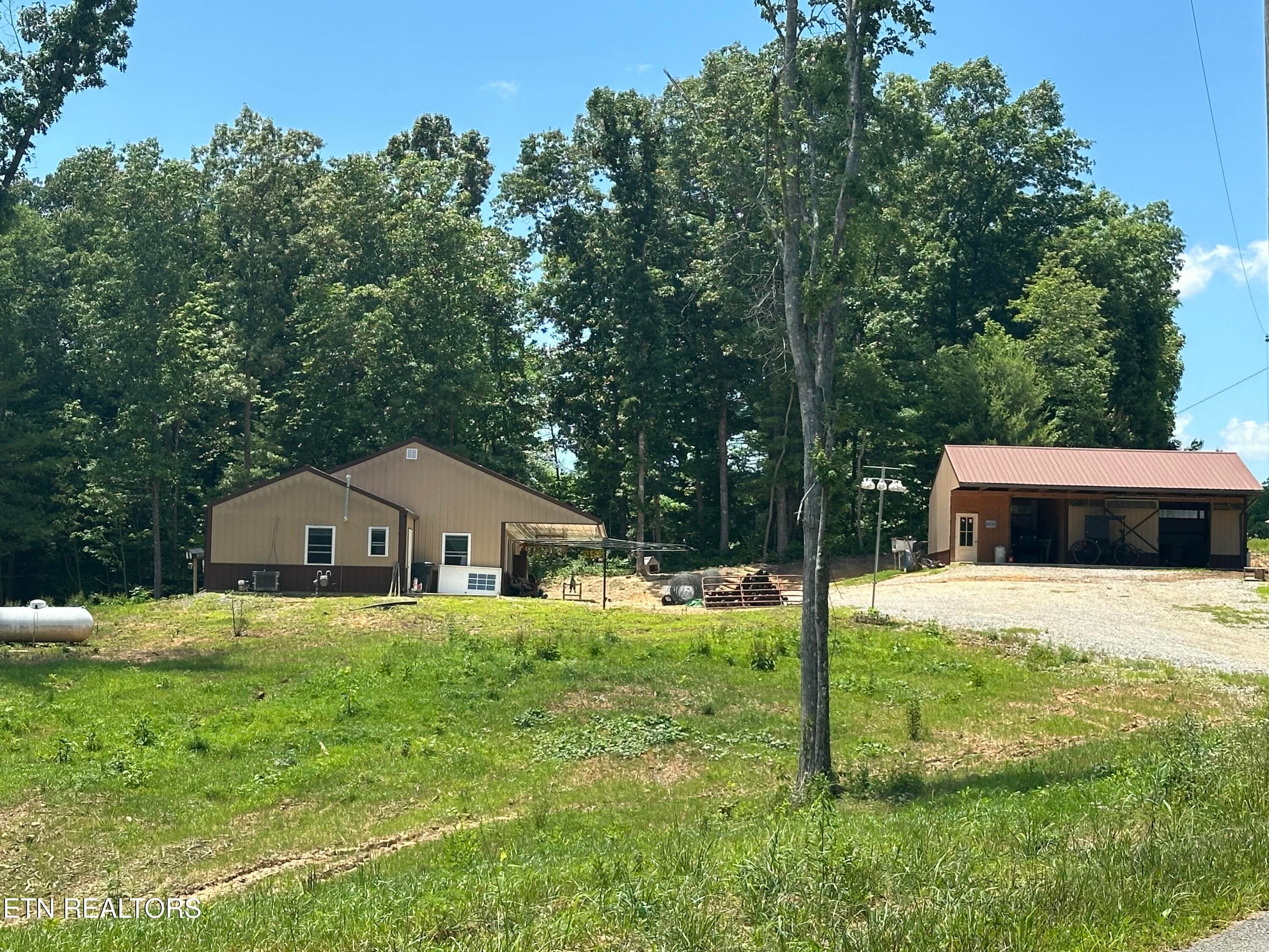 IMG_2147 - 1561 Coon Hollow Rd, Sunbright, TN 37872, Sunbright