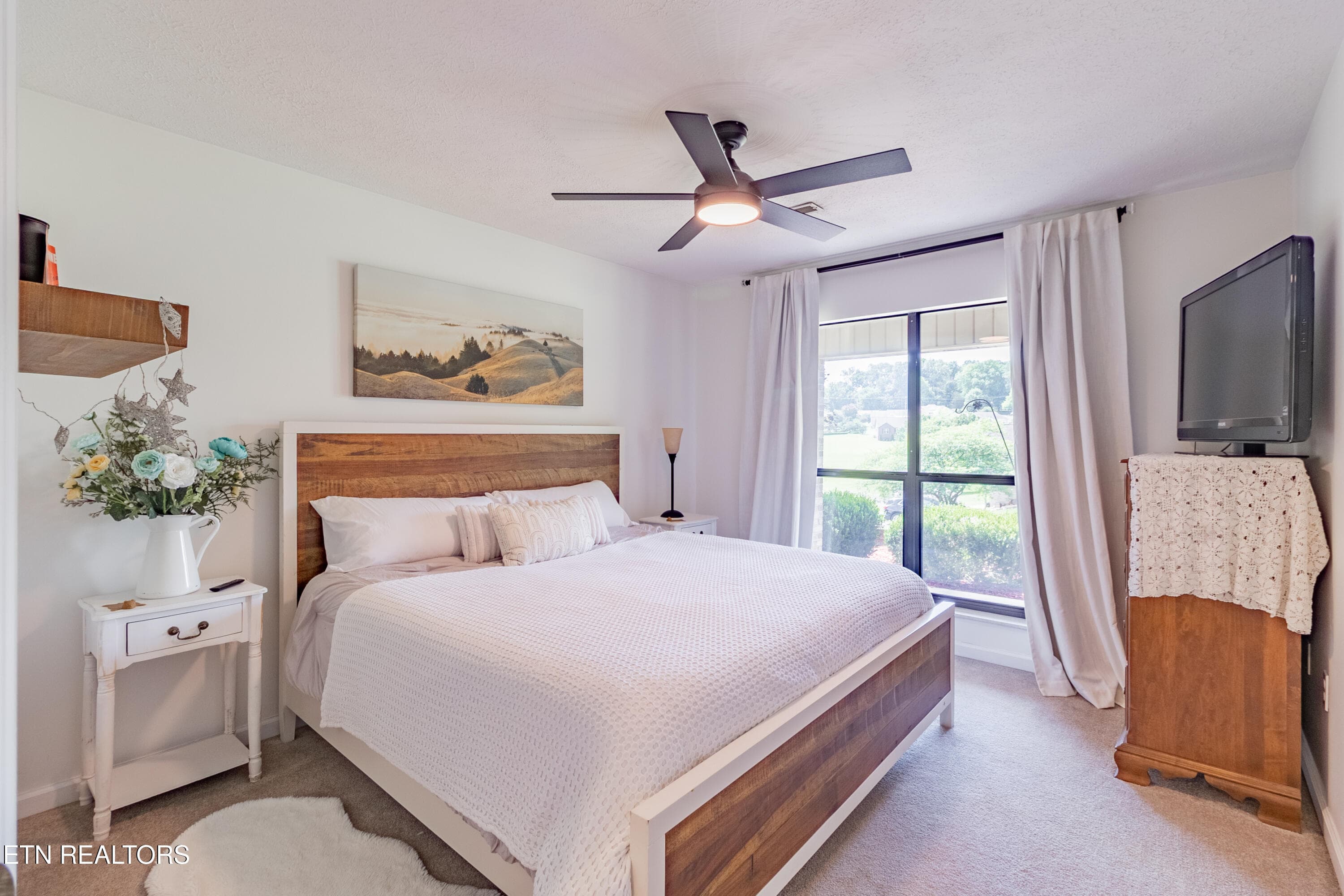 Guest Bedroom - 1525 Double D Drive, Sevierville, TN 37876