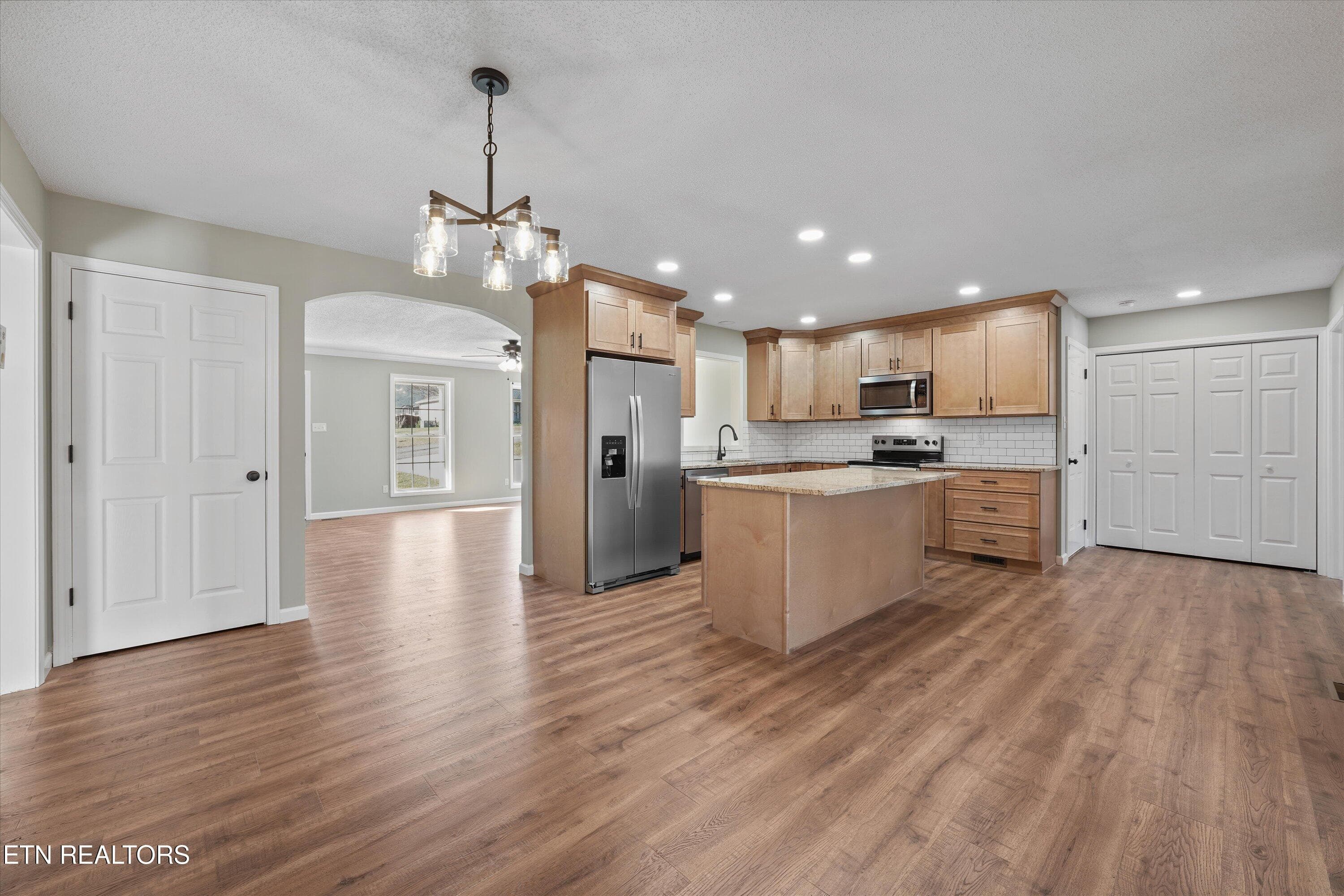14-252 Perkins Ln 10 - 252 Perkins Lane, Jacksboro, TN 37757