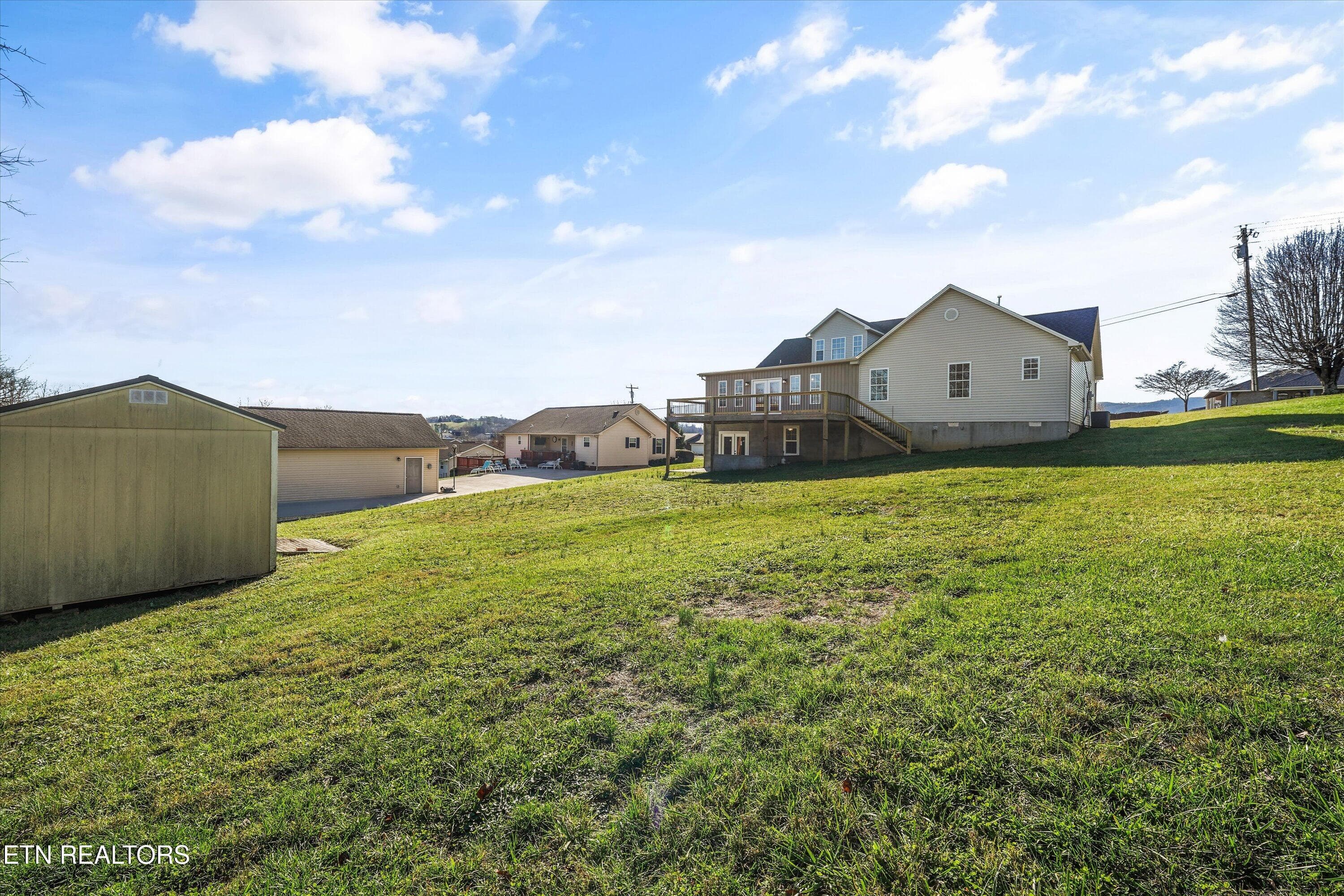 43-252 Perkins Ln 37 - 252 Perkins Lane, Jacksboro, TN 37757