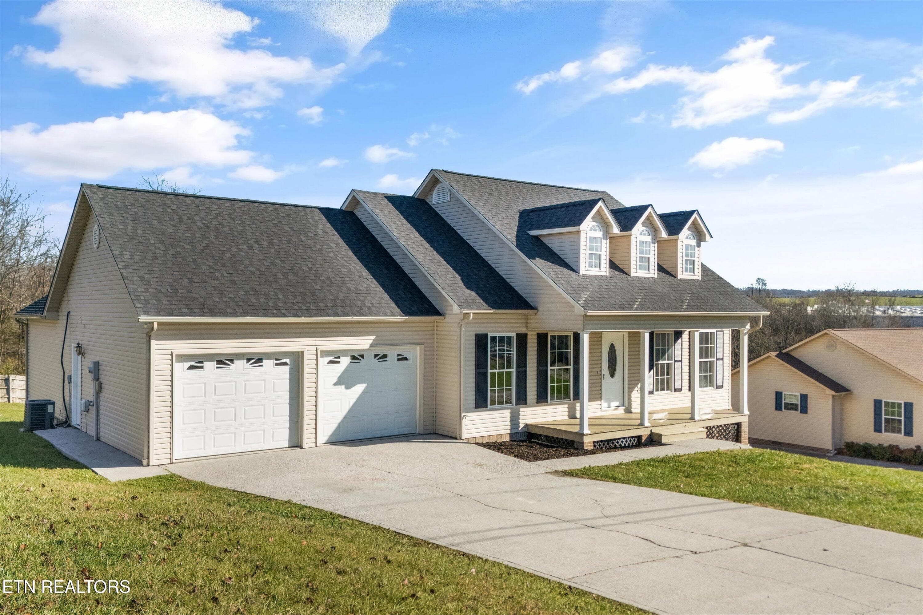 05-252 Perkins Ln 41 - 252 Perkins Lane, Jacksboro, TN 37757