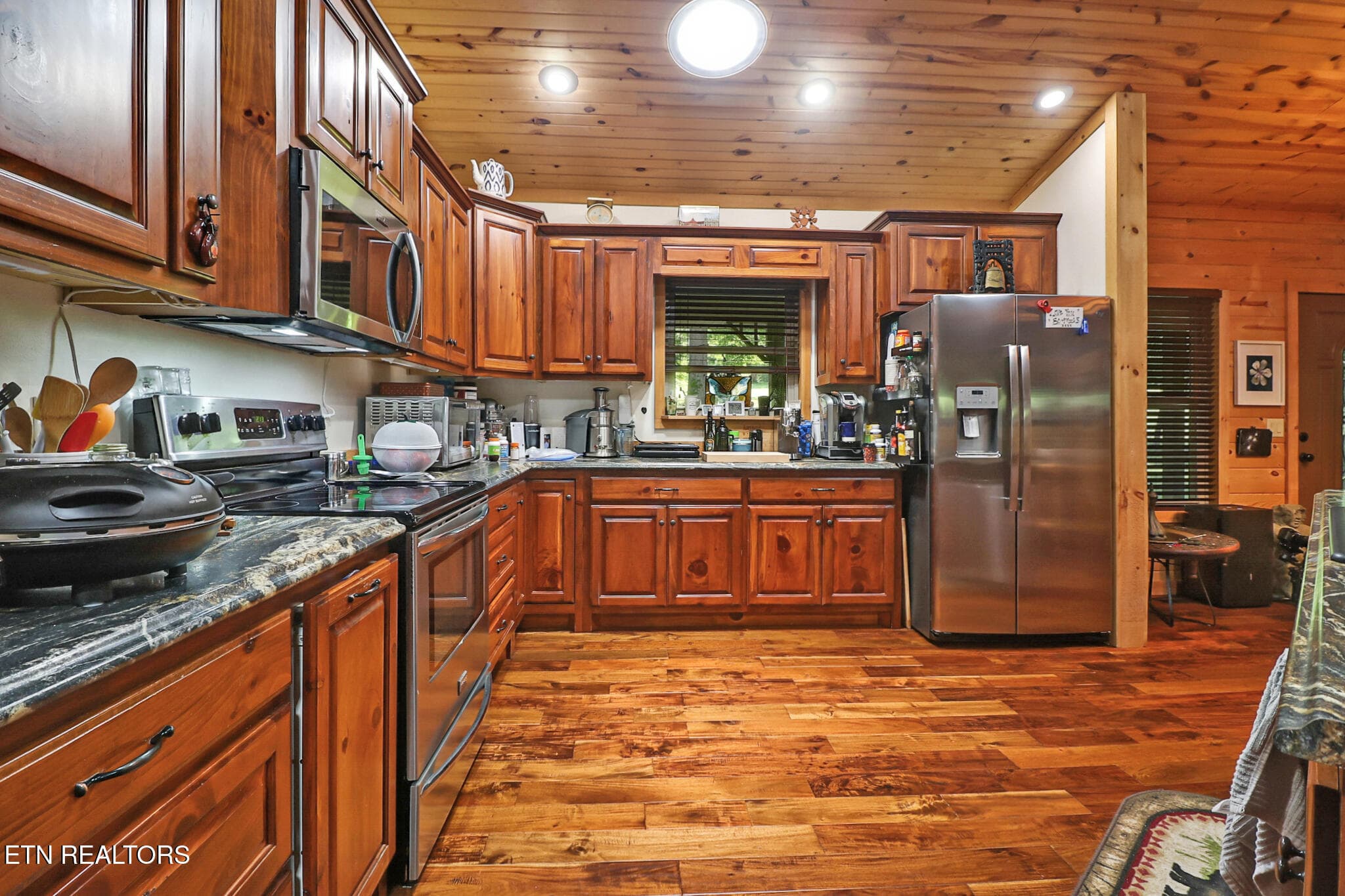 n44a5676-n44a5680 - 68 Boone Dock Rd, Jamestown, TN 38556