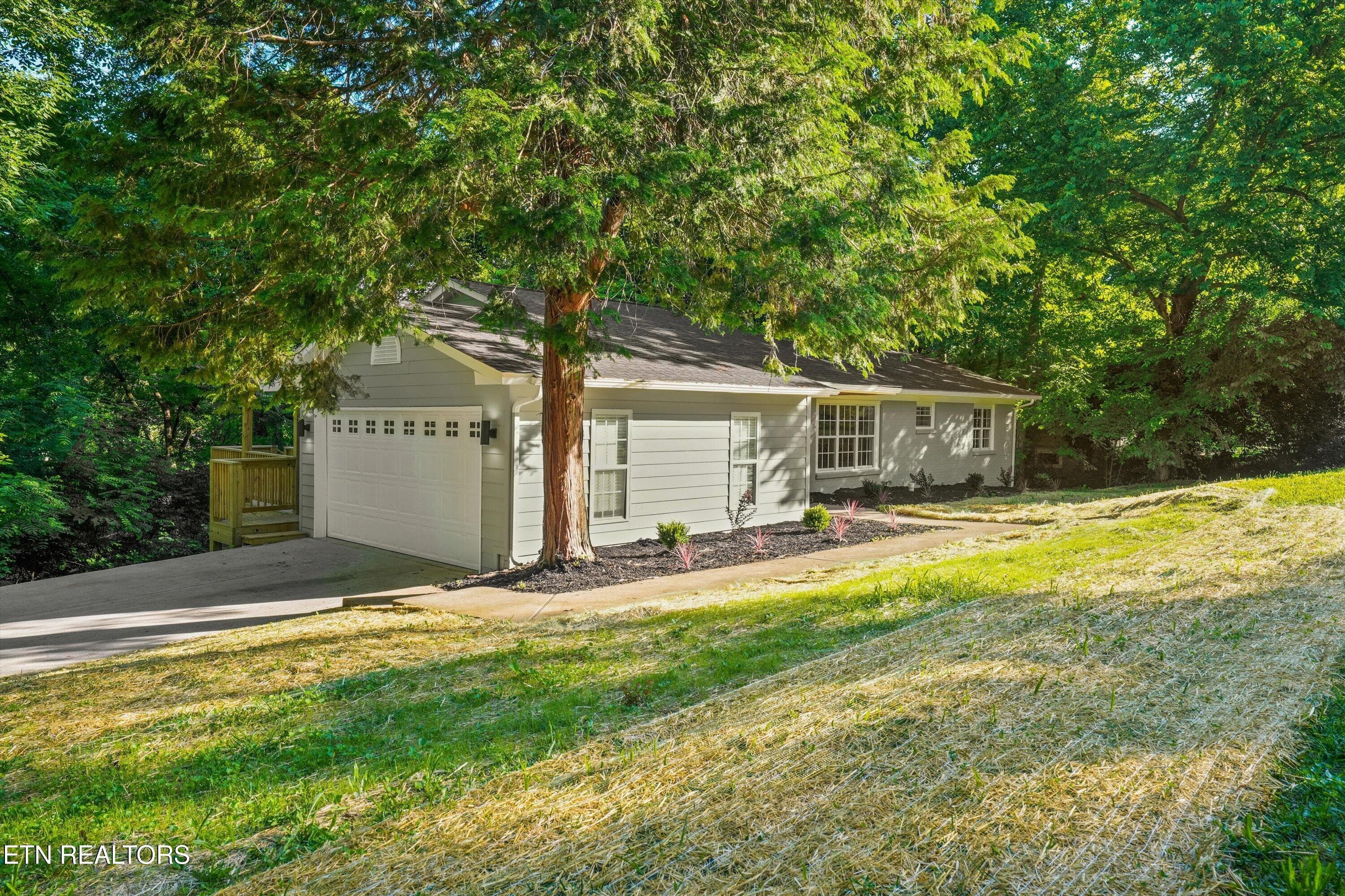 04-1221 Huntington Rd SW 039 - 1221 Huntington Rd, Knoxville, TN 37919
