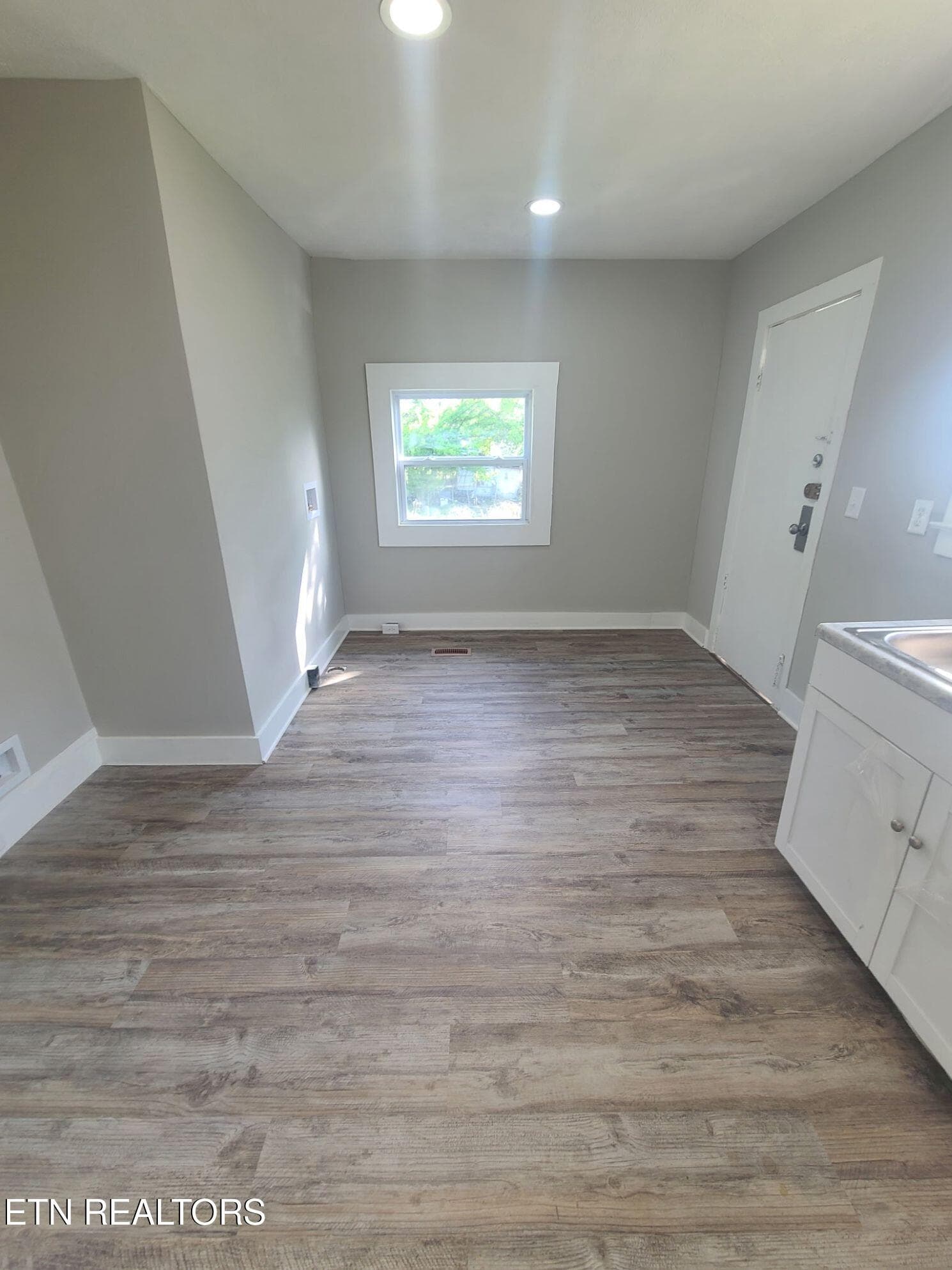 Kitchen View 2 - 124 Pickering St, Knoxville, TN 37914, Knoxville