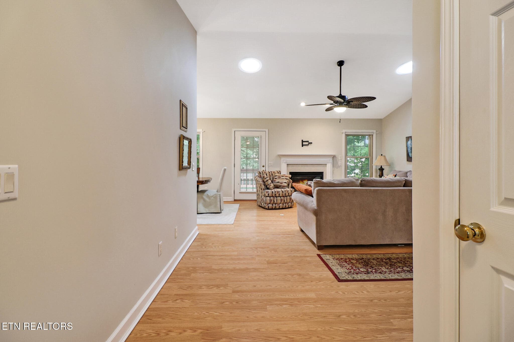 Foyer - 182 Berkshire Loop, Fairfield Glade, TN 38558