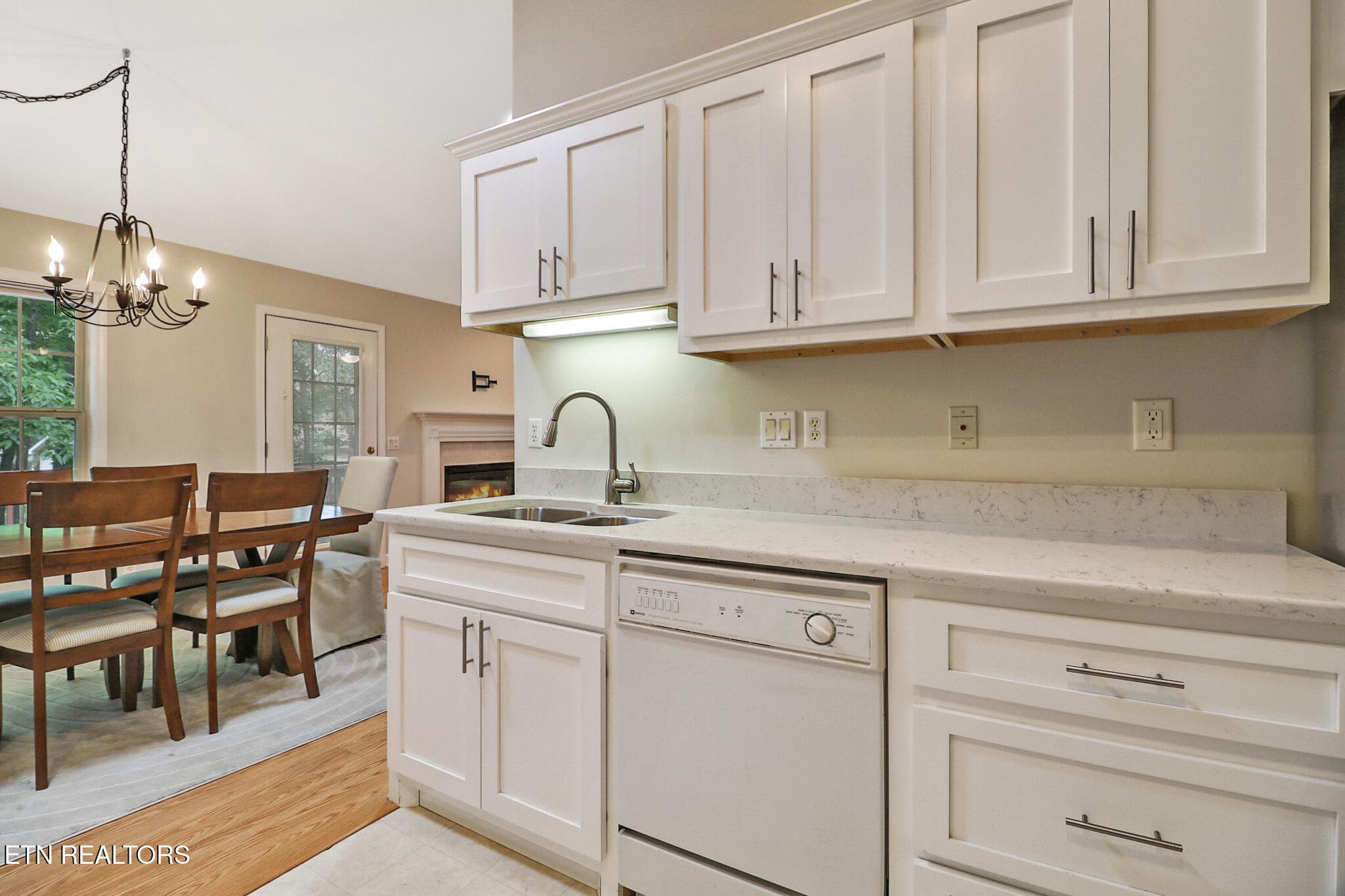 Kitchen - 182 Berkshire Loop, Fairfield Glade, TN 38558