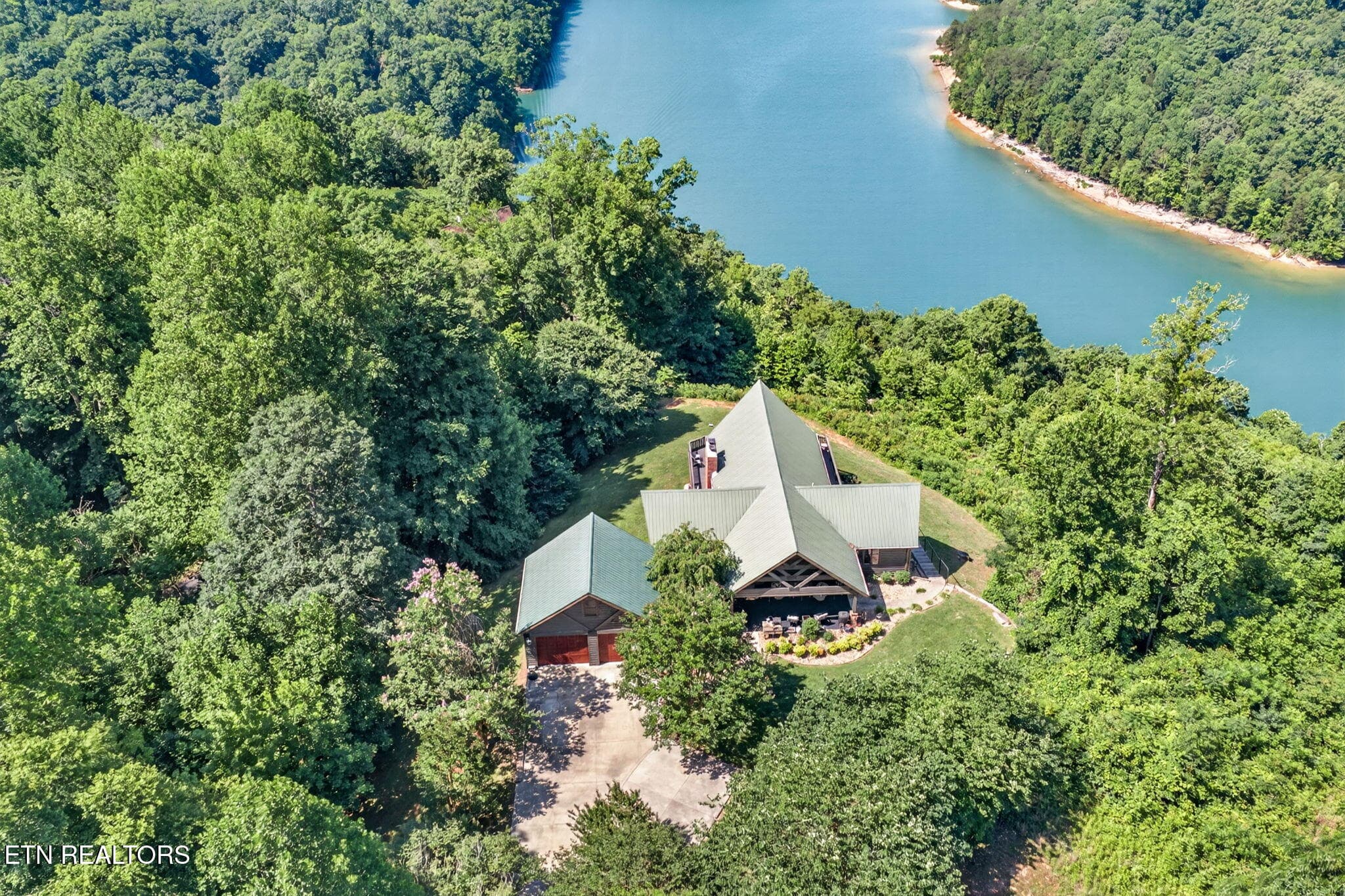 60-web-or-mls-2051 Scenic View Ct_285_TN - 2051 Scenic View Court, Byrdstown, TN 38549