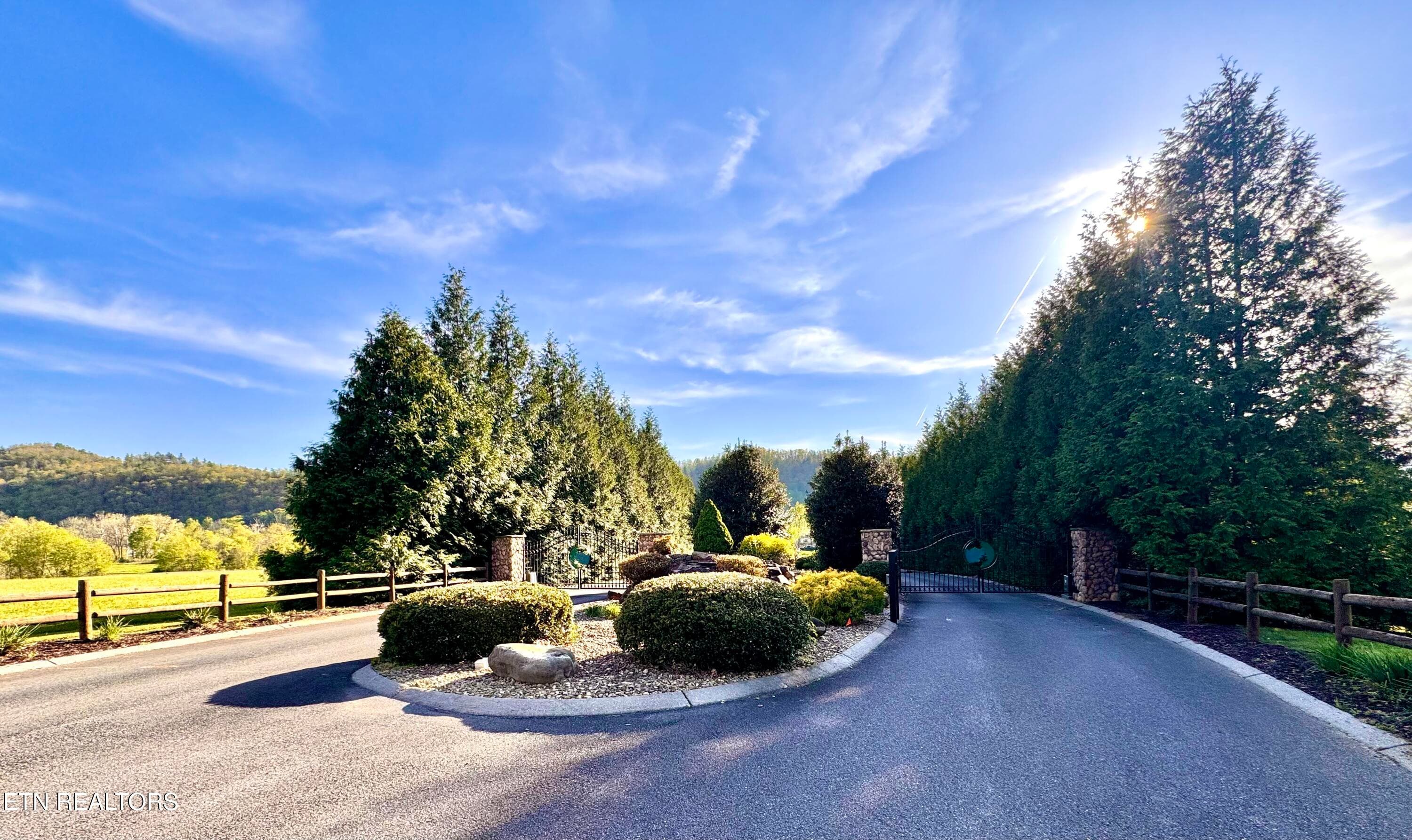 Rivercrest Gated Entrance - Lot 145 River Rapids Way, Del Rio, TN 37727