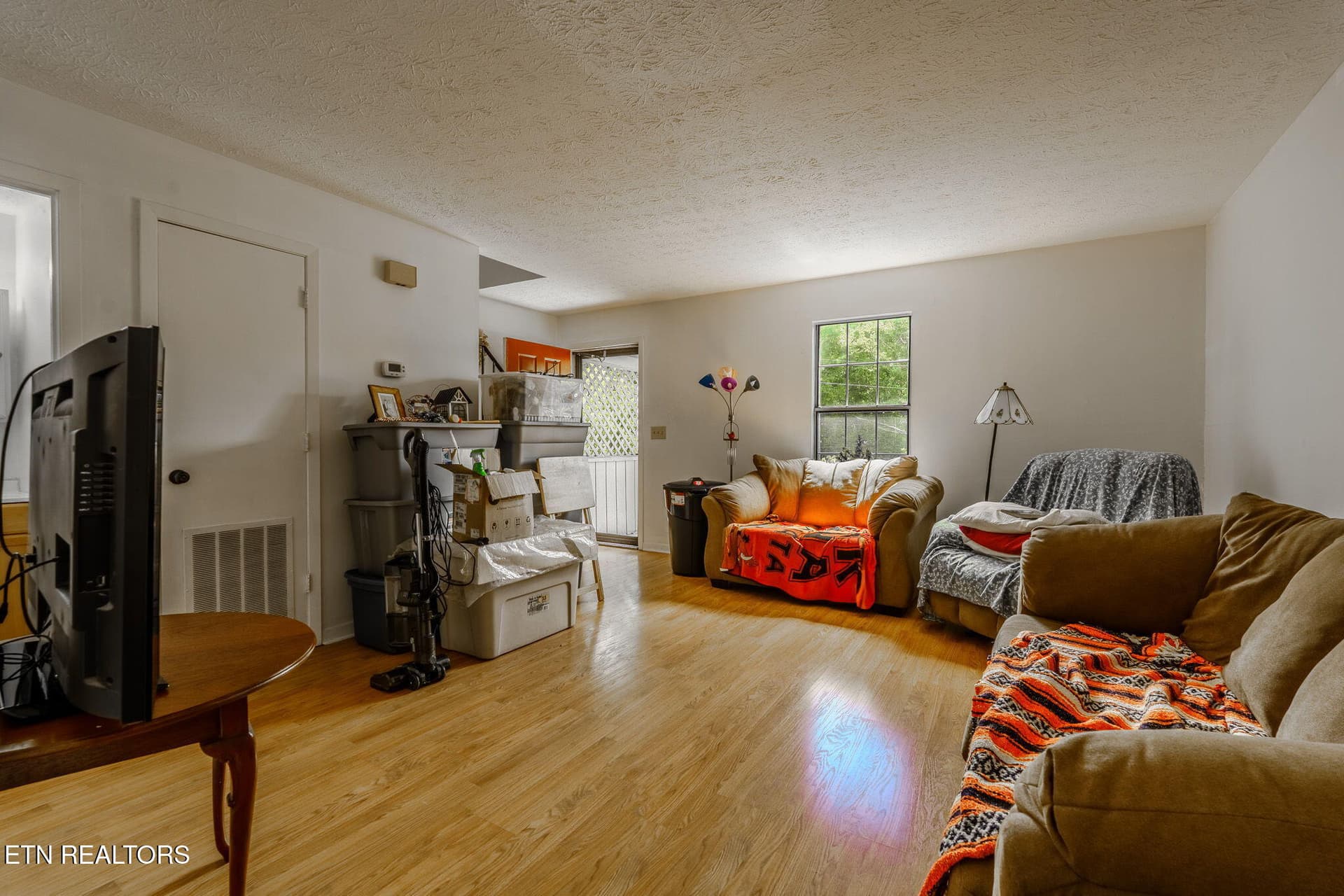 8-web-or-mls-_DSC3903-HDR - 405 Eastley Court #9, Kingsport, TN 37660