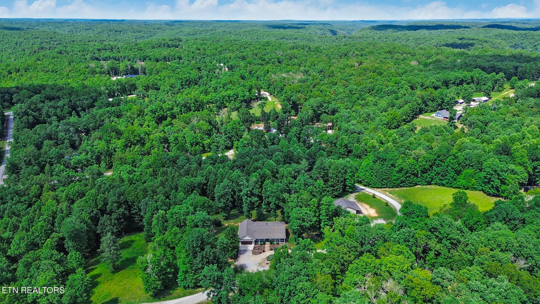 dji_0466-dji_0468 - 292 Crouch Branch Lane, Allardt, TN 38504