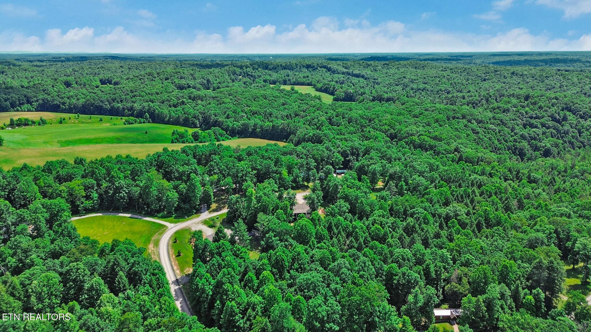 dji_0487-dji_0489 - 292 Crouch Branch Lane, Allardt, TN 38504