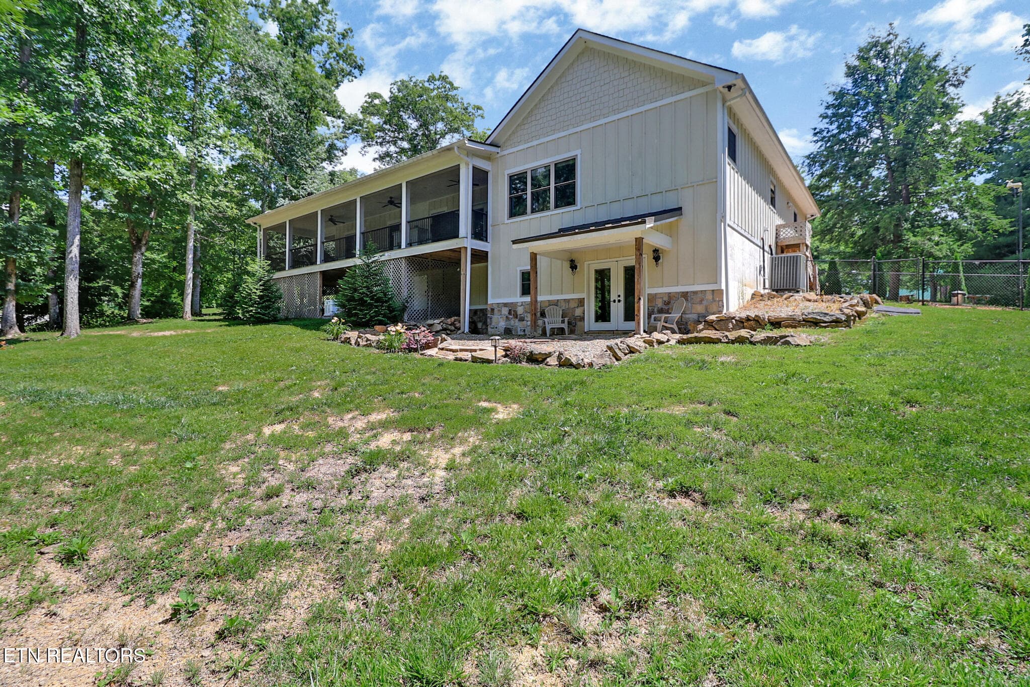 n44a8771-n44a8775 - 292 Crouch Branch Lane, Allardt, TN 38504