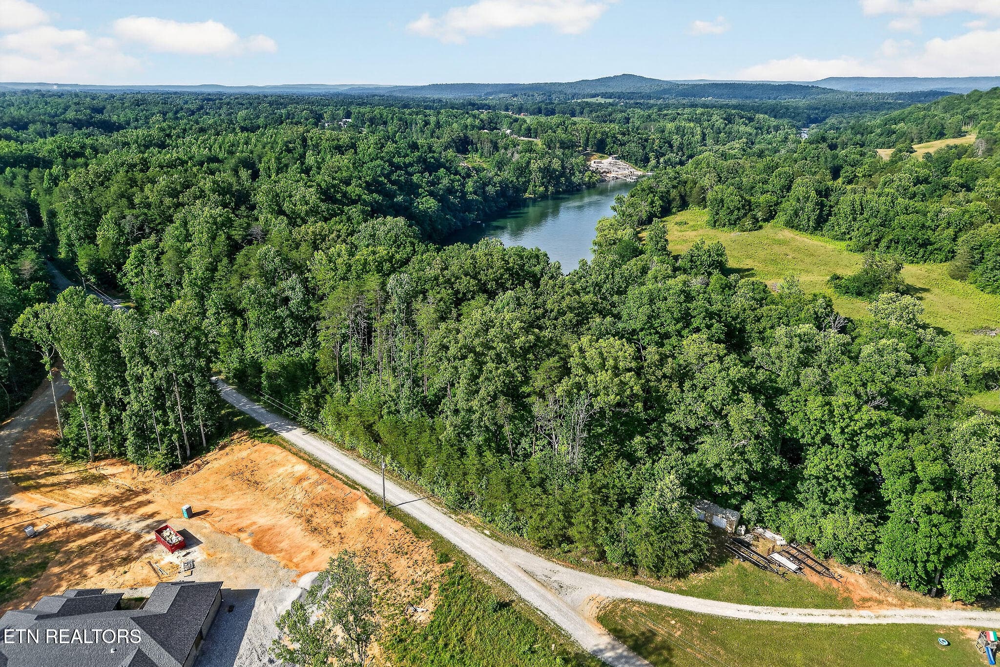 PRETTY VIEWS - Simmons Cemetery Rd, Quebeck, TN 38579