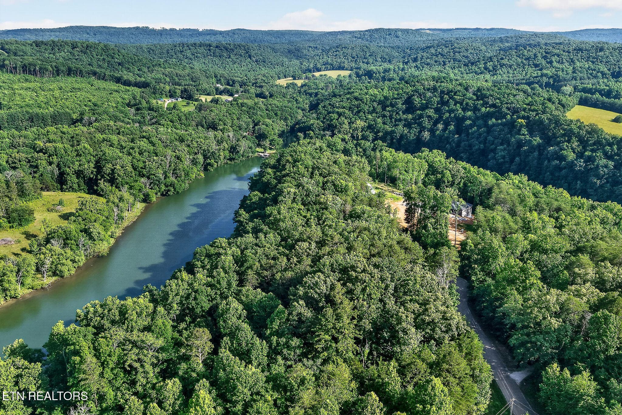 5.17 ACRES - Simmons Cemetery Rd, Quebeck, TN 38579