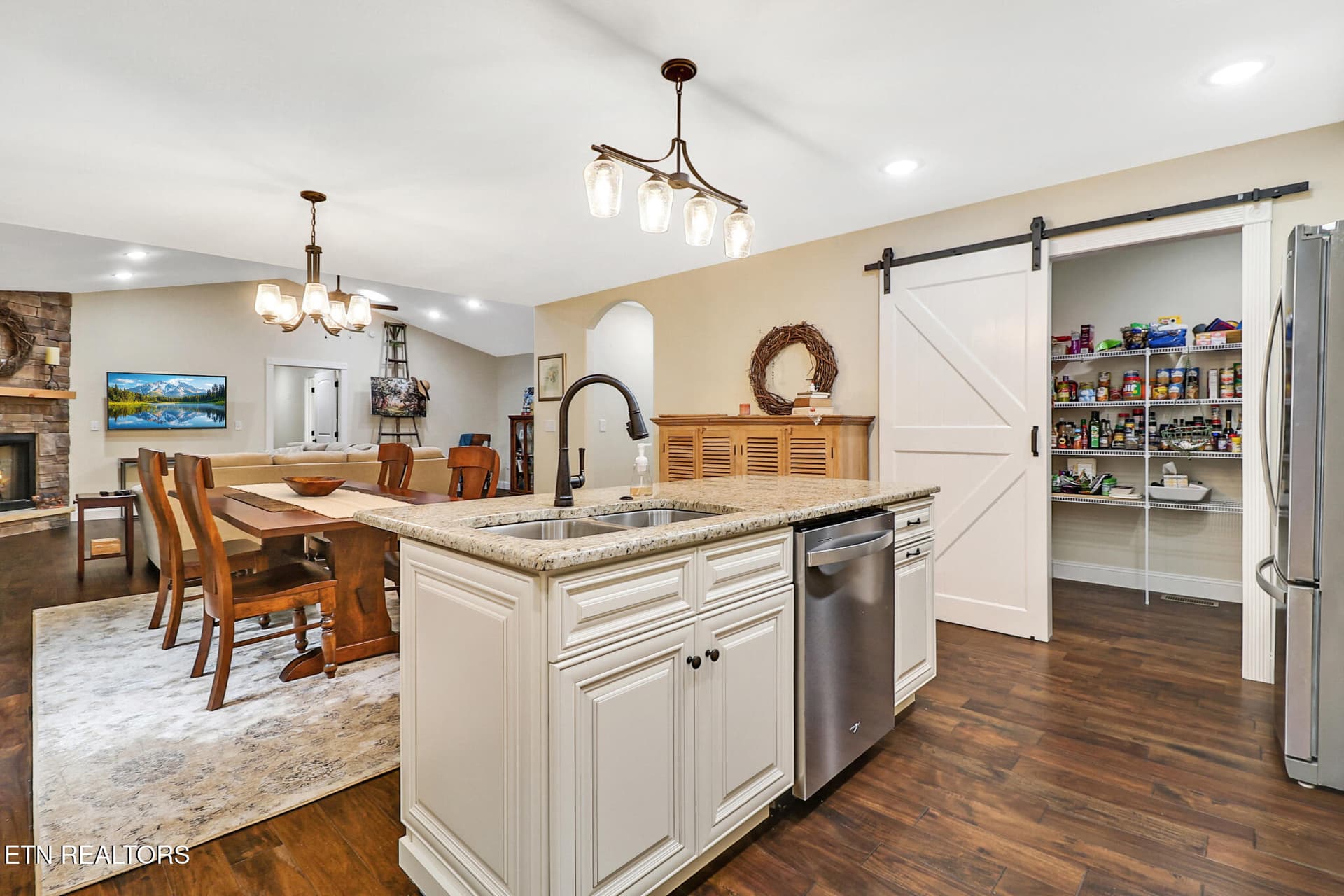 Pantry - 23 Dove Cote Terrace, Crossville, TN 38558
