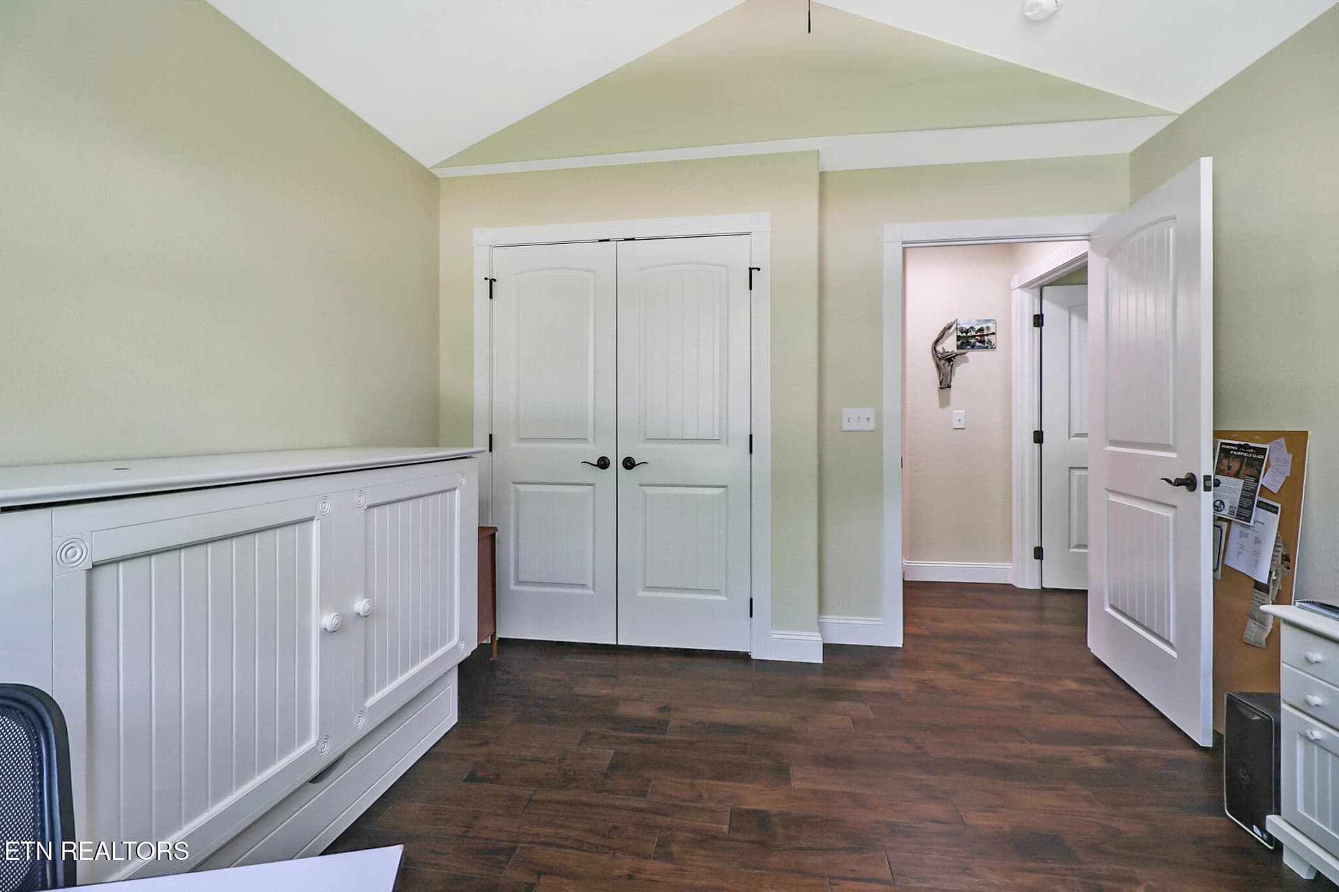 Guest Bedroom - 23 Dove Cote Terrace, Crossville, TN 38558