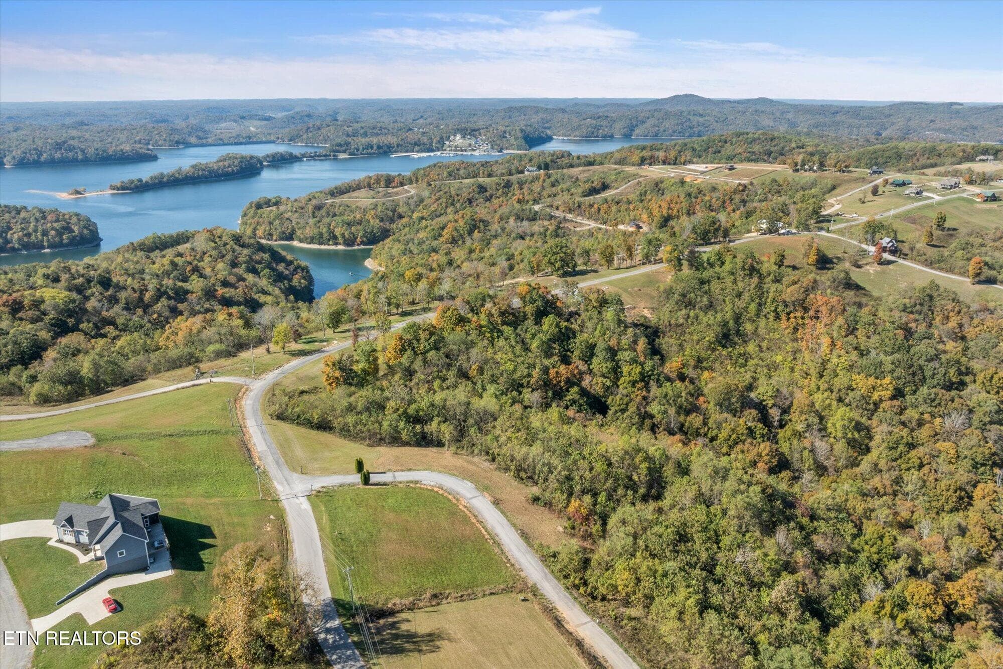 17C Rockfish Rd, Hilham, TN 38568