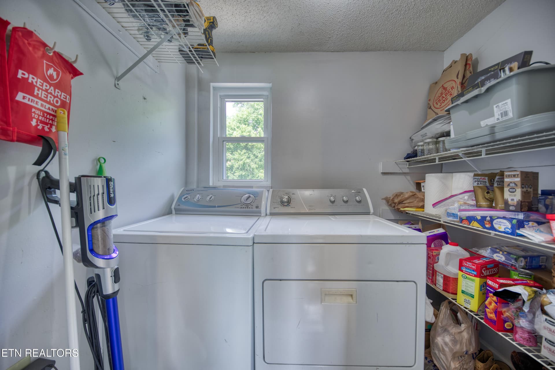 0H3A9599_75 - 425 W Ford Valley Rd, Knoxville, TN 37920