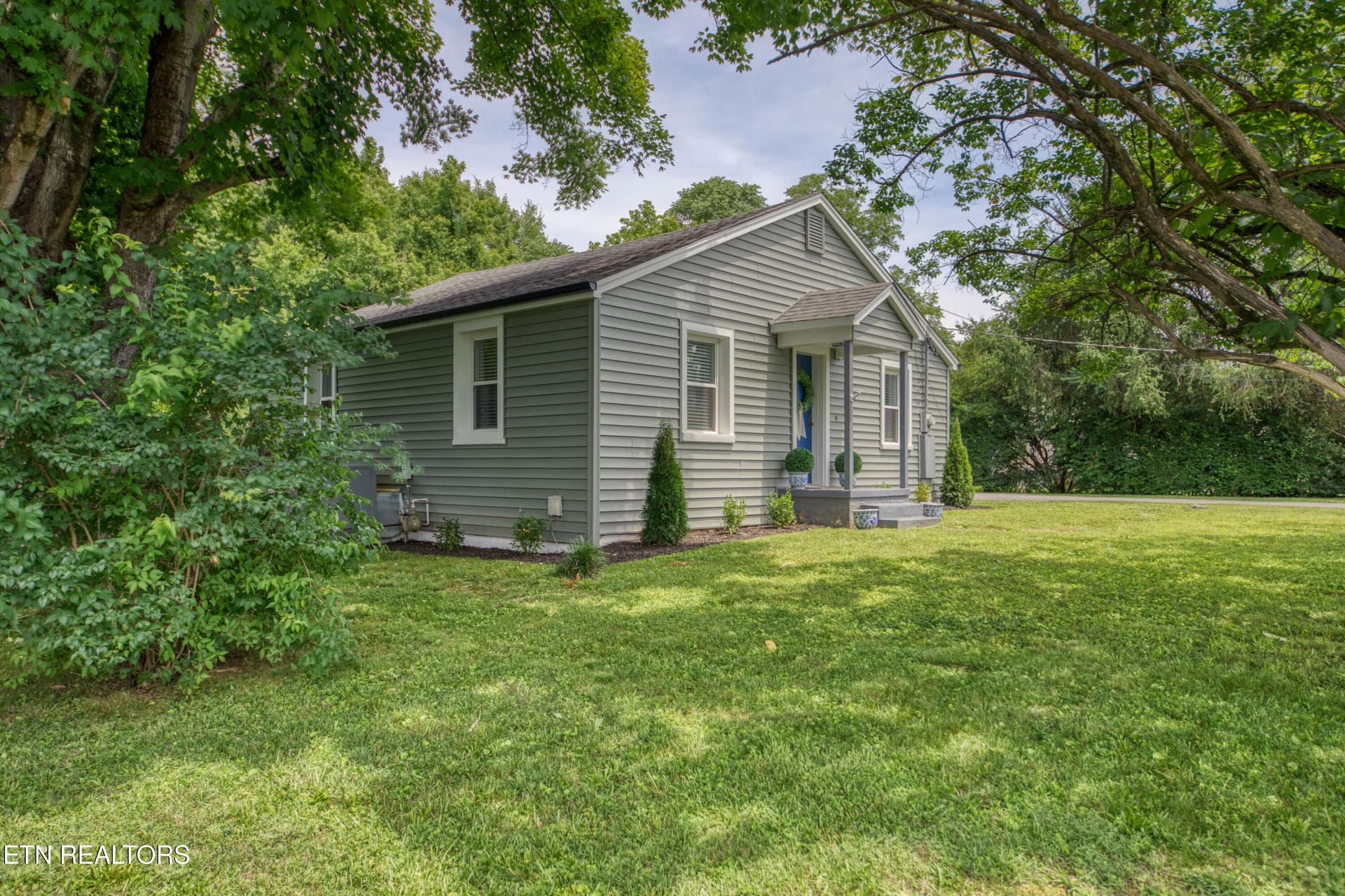 0H3A9628_84 - 425 W Ford Valley Rd, Knoxville, TN 37920