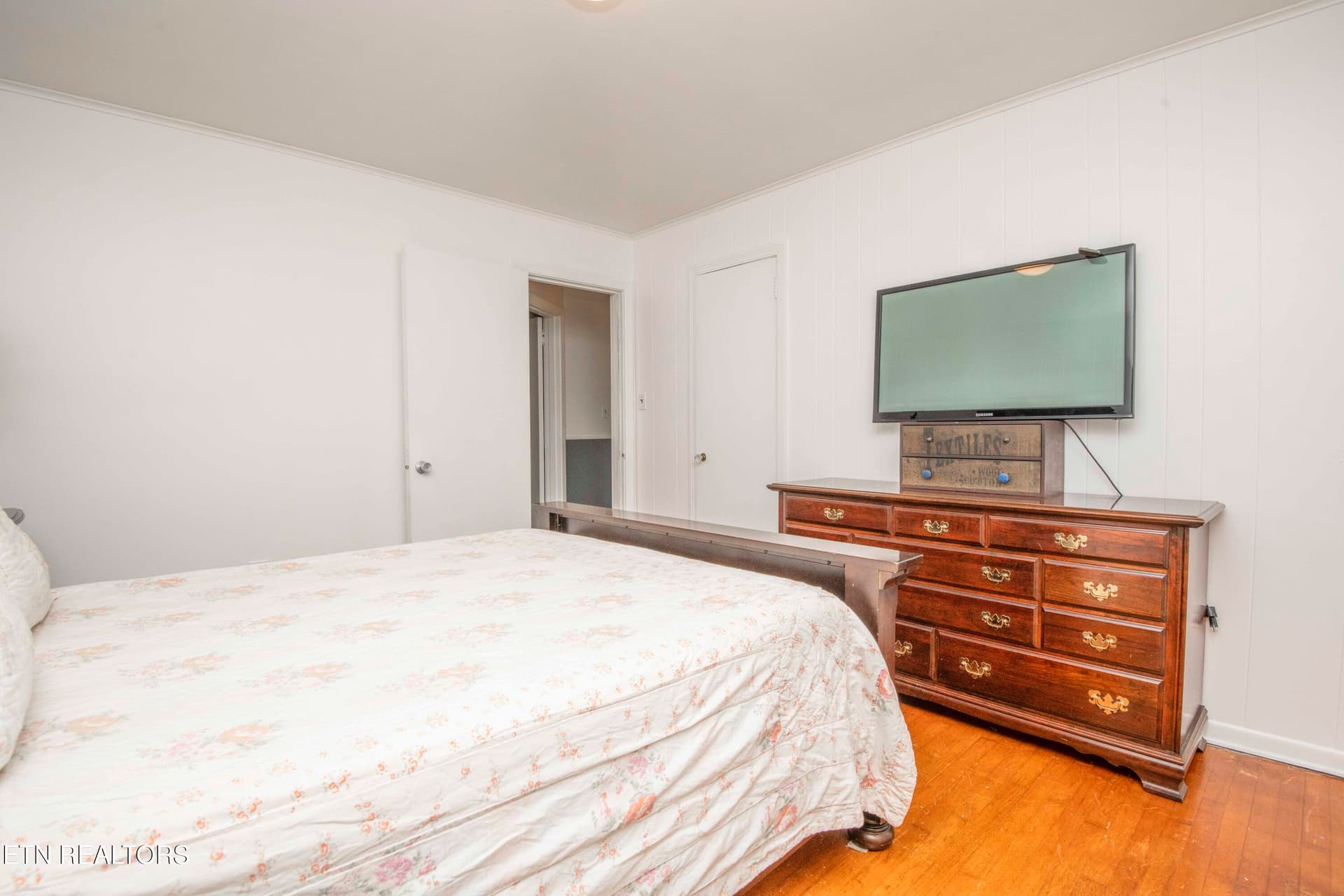 second bed 1_1 - 201 W Ford Valley Rd, Knoxville, TN 37920