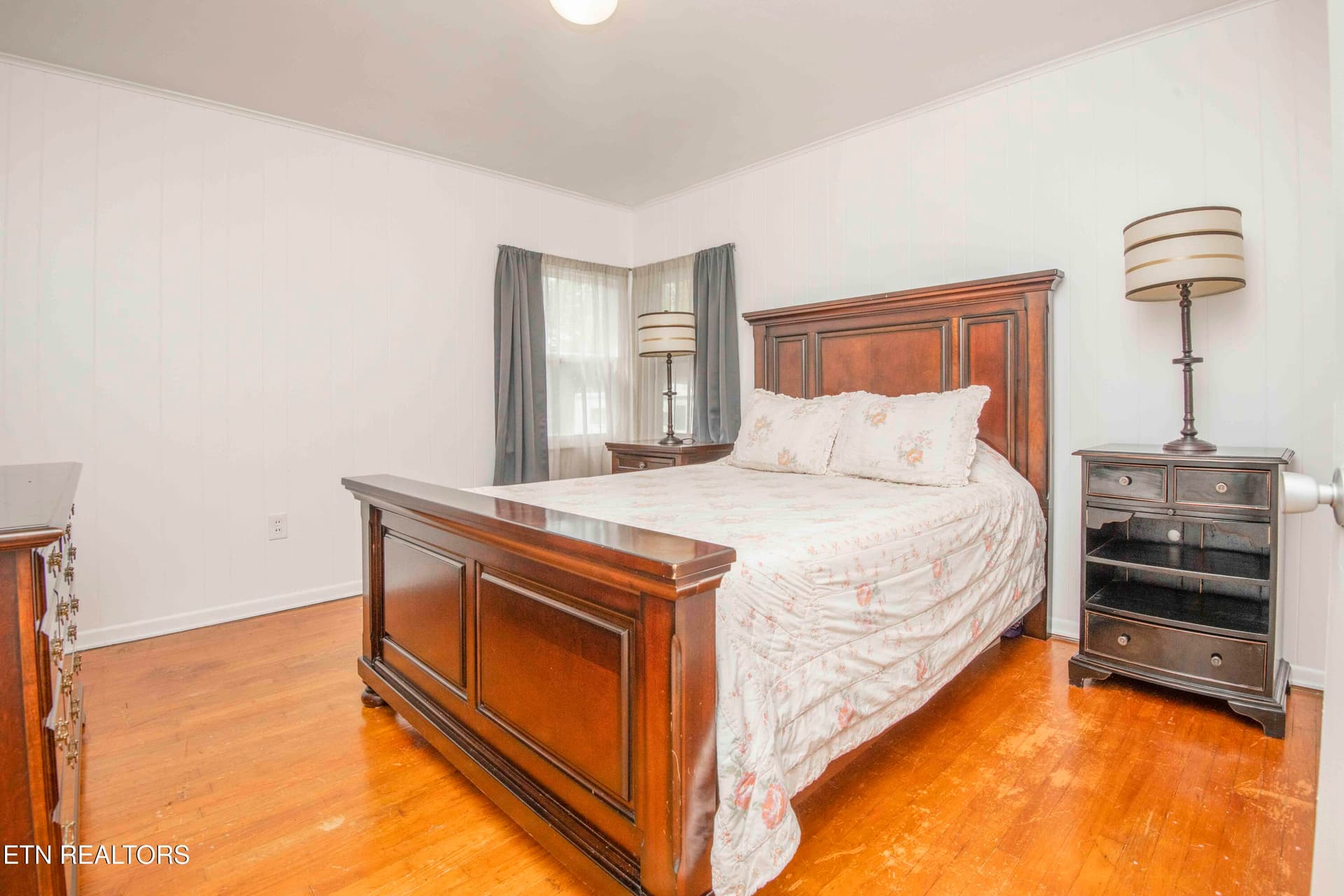 second bed 3_1 - 201 W Ford Valley Rd, Knoxville, TN 37920