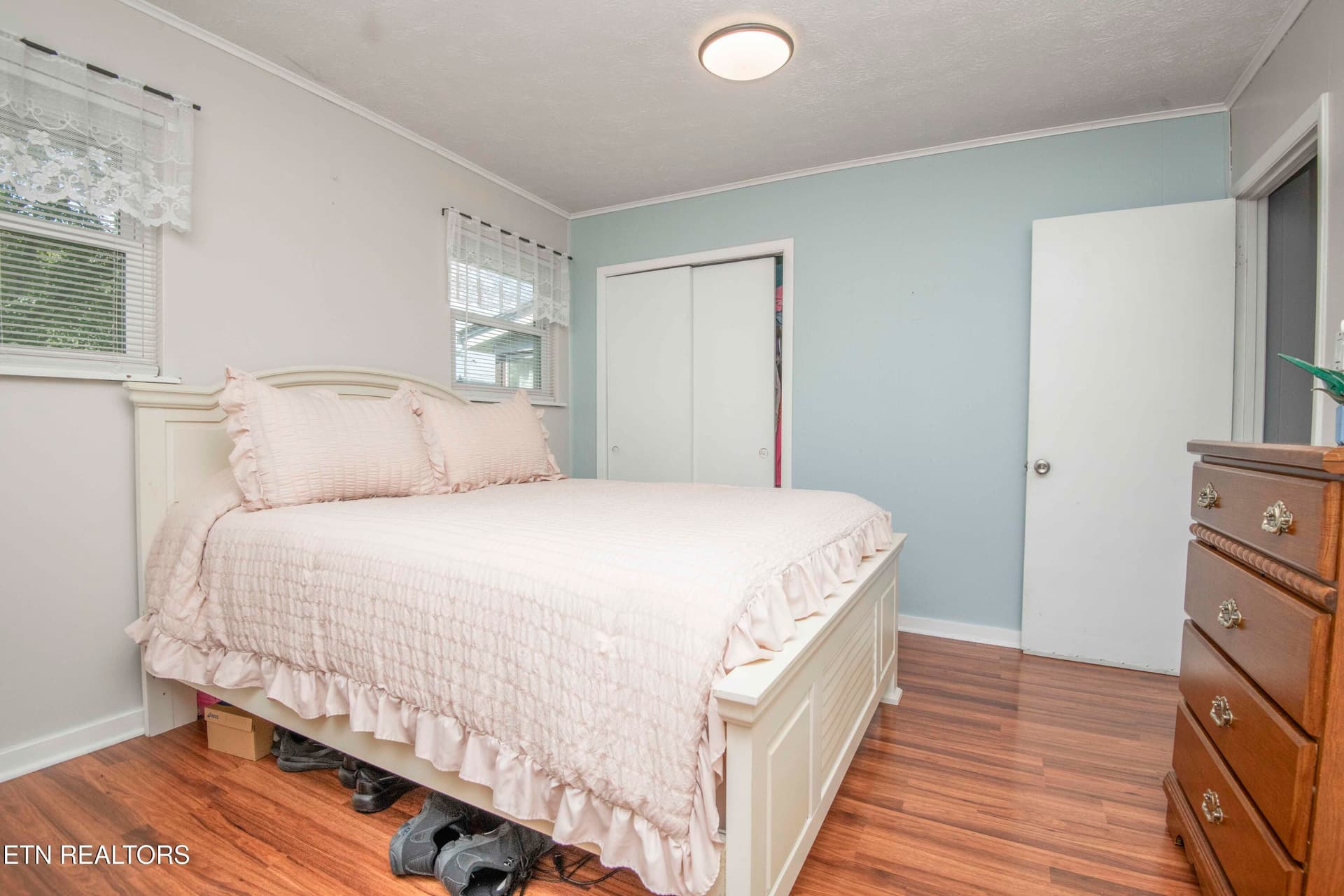 fourth bed 1_1 - 201 W Ford Valley Rd, Knoxville, TN 37920