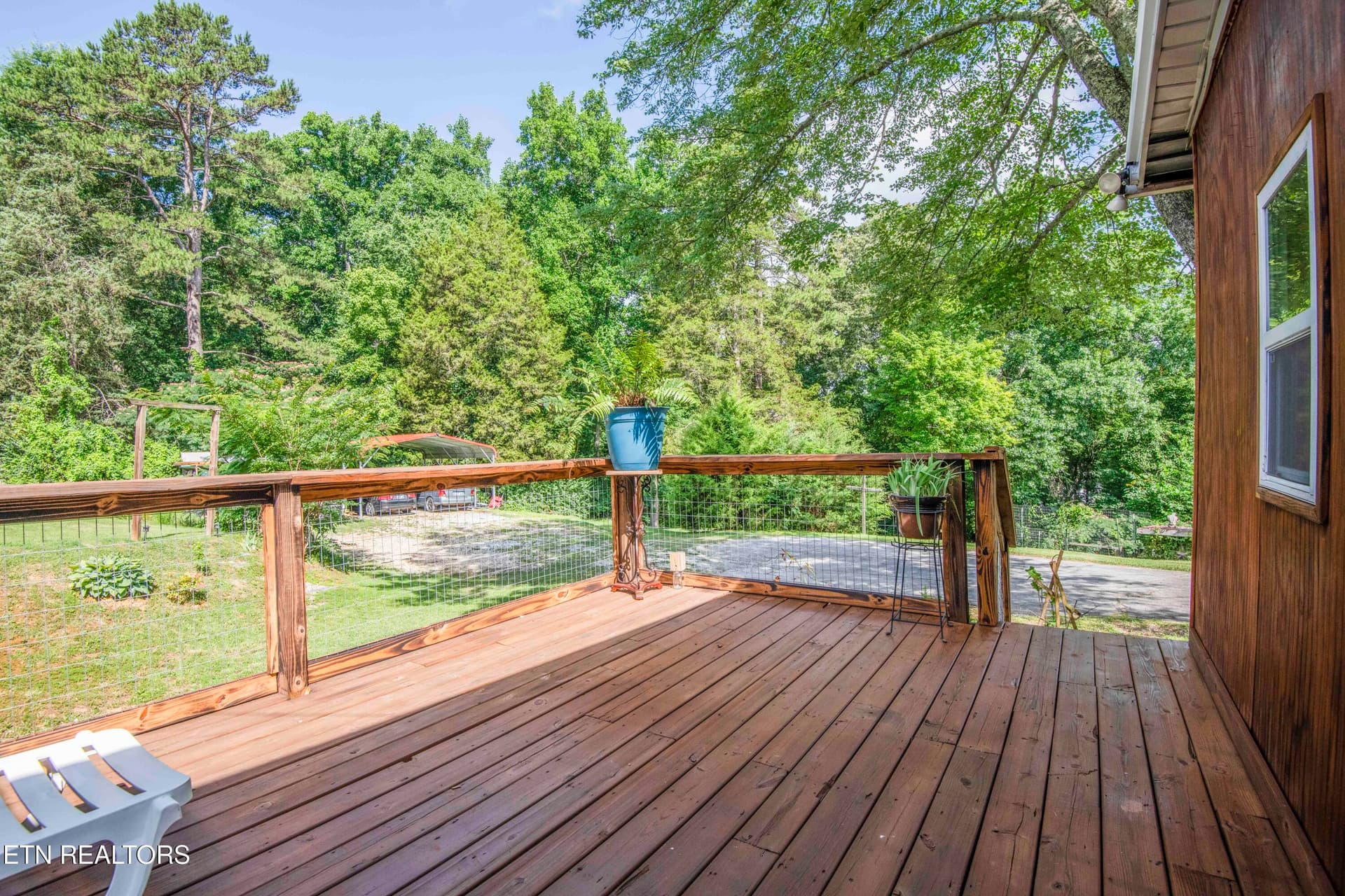 yard 1_1 - 201 W Ford Valley Rd, Knoxville, TN 37920