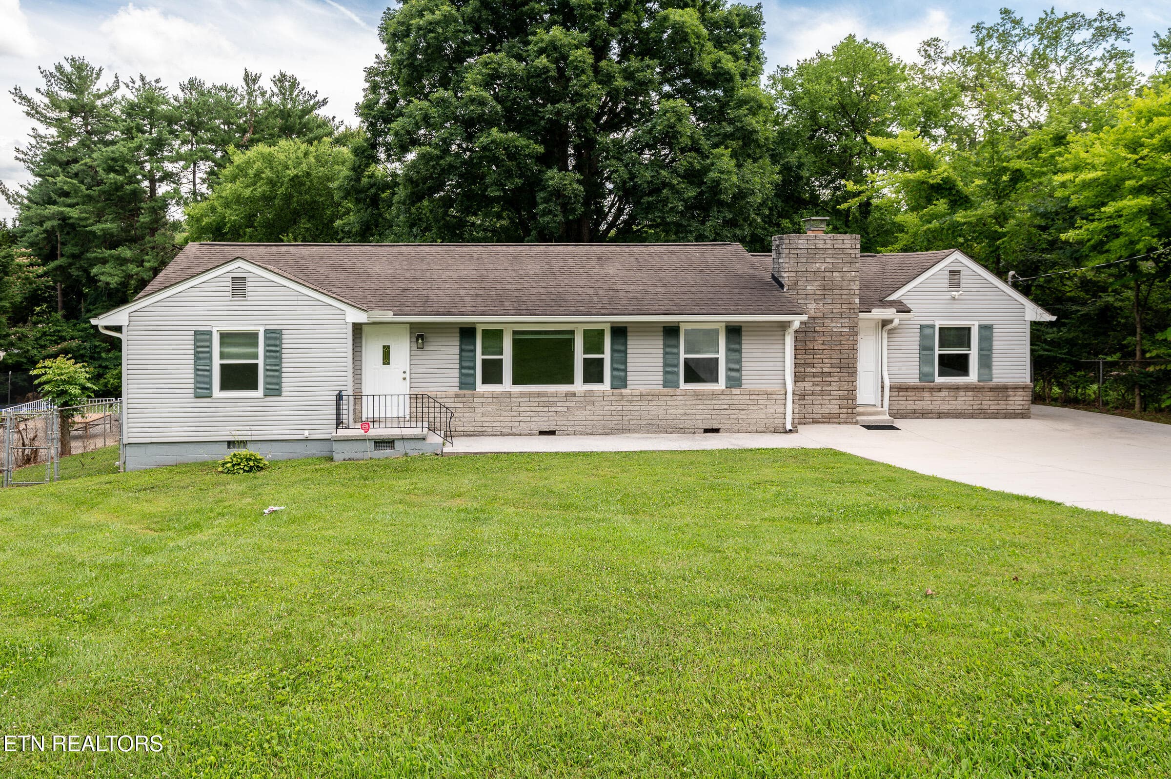 4300 Crosby Drive, Knoxville, TN 37909