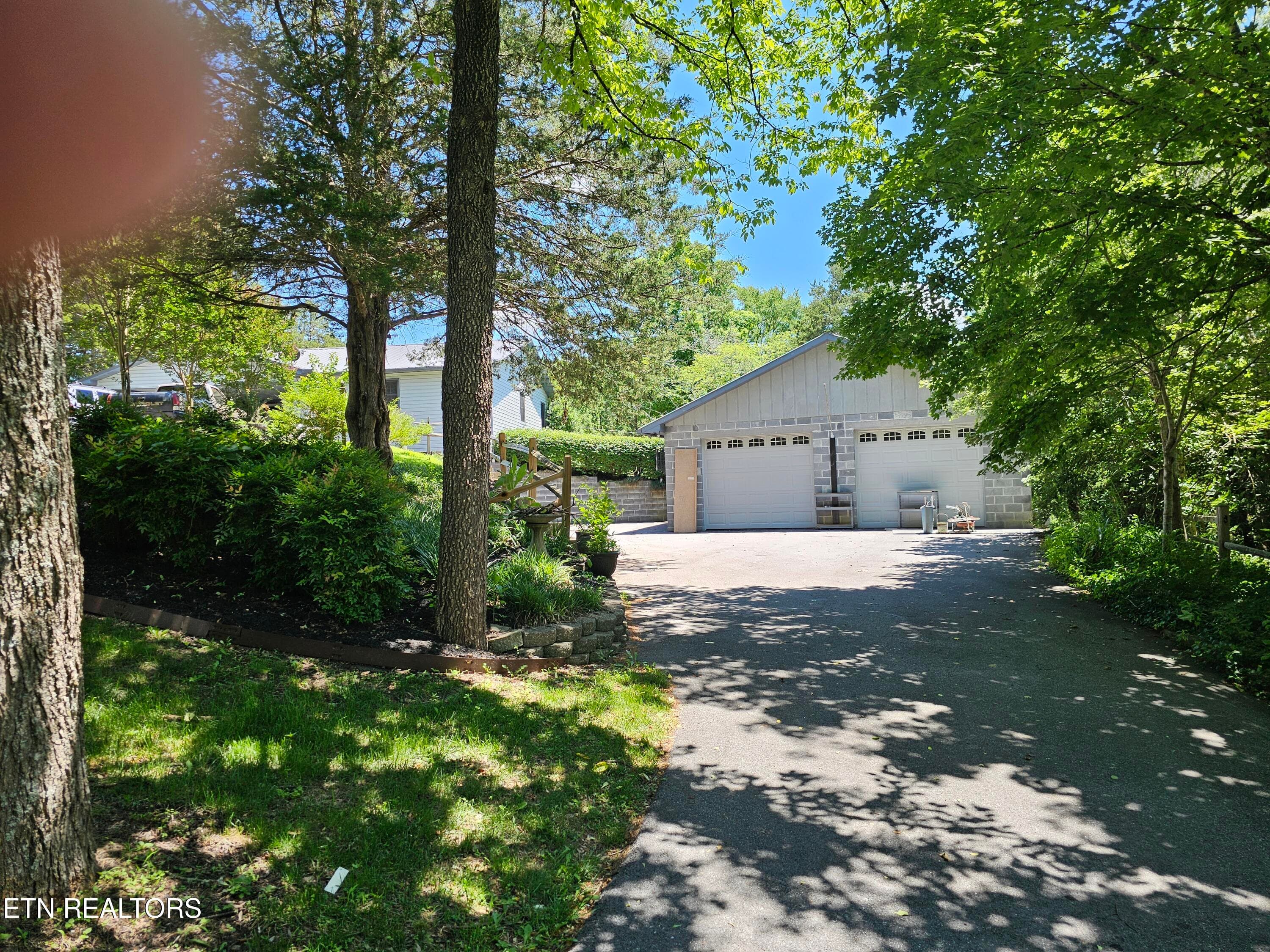20260617_142205 - 2140 Chapman Hwy, Sevierville, TN 37876